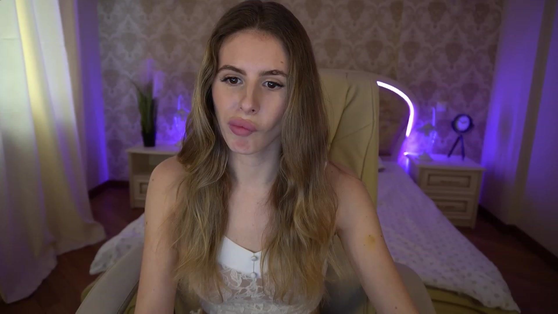 Gallery image thumbnail from MissGadriela's myfreecams stream on, 01/21/2023, 11:12 image 1 of 20