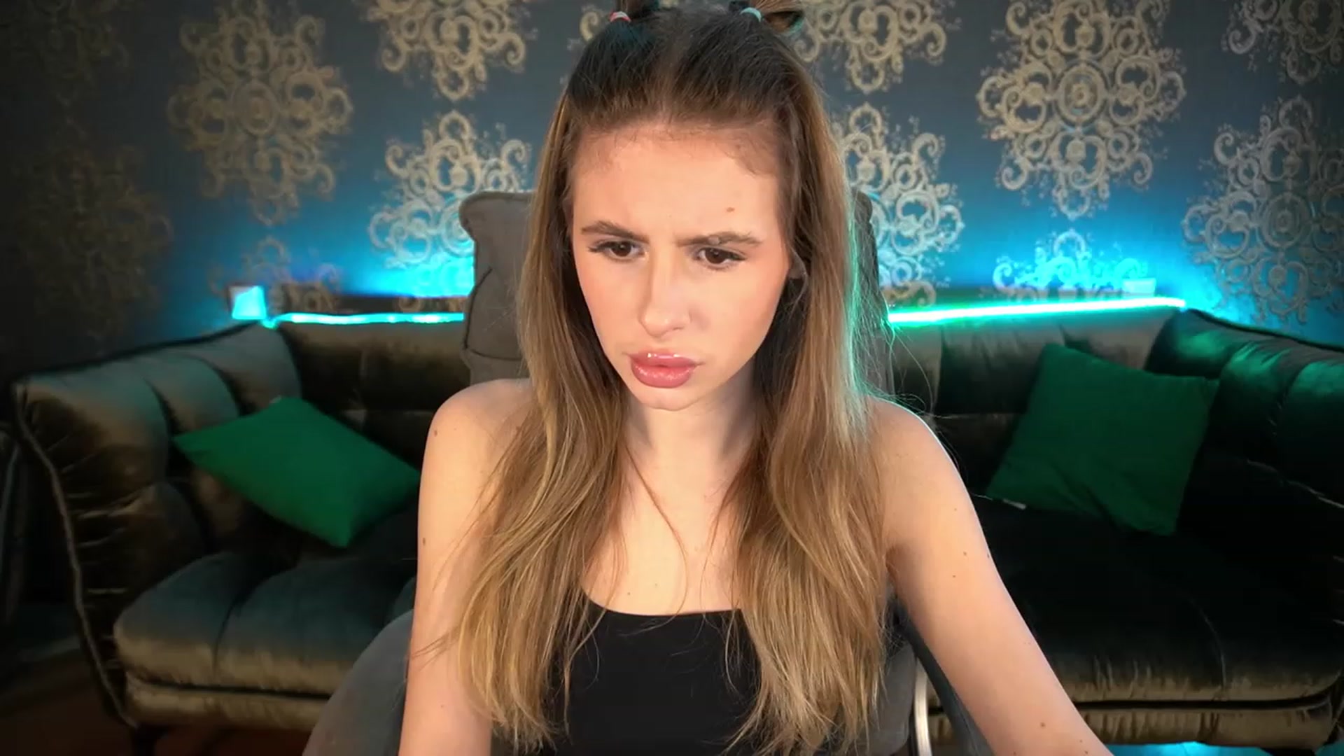 Gallery image thumbnail from MissGadriela's myfreecams stream on, 01/28/2023, 07:23 image 9 of 20