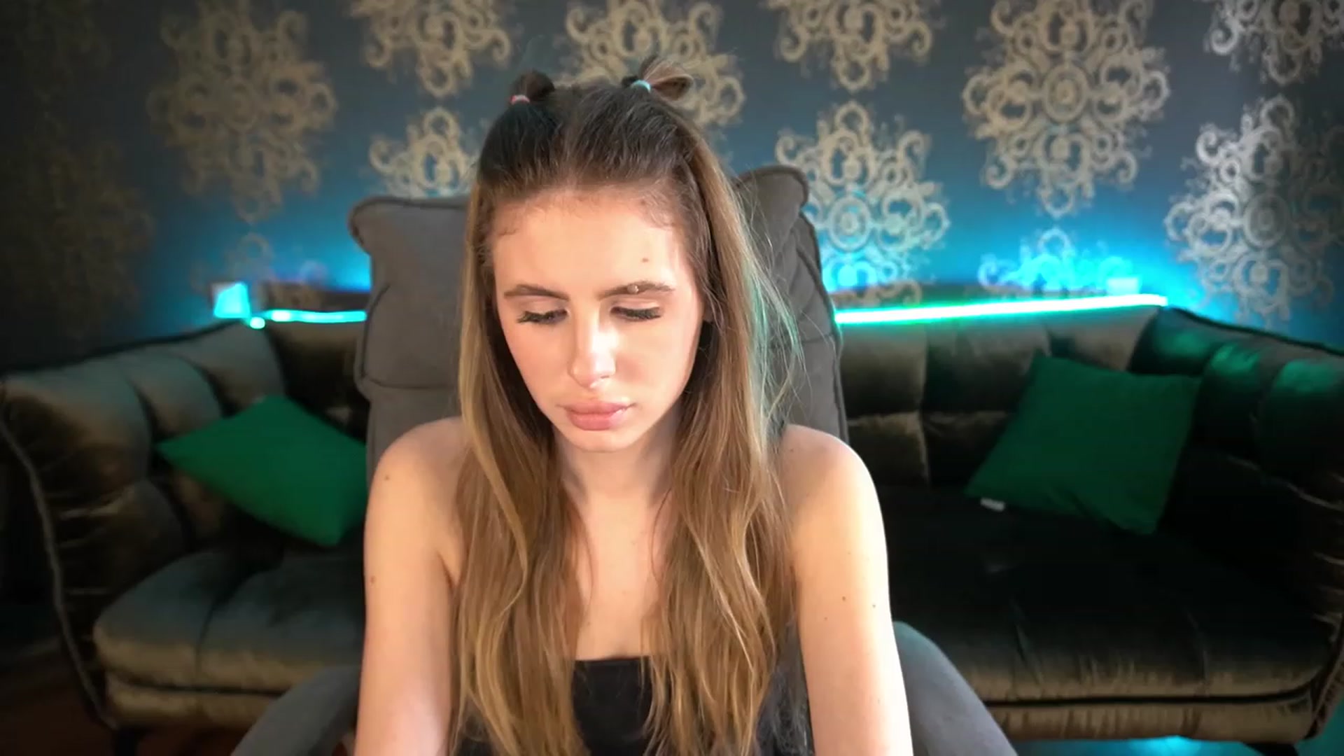 Gallery image thumbnail from MissGadriela's myfreecams stream on, 01/28/2023, 11:20 image 3 of 20