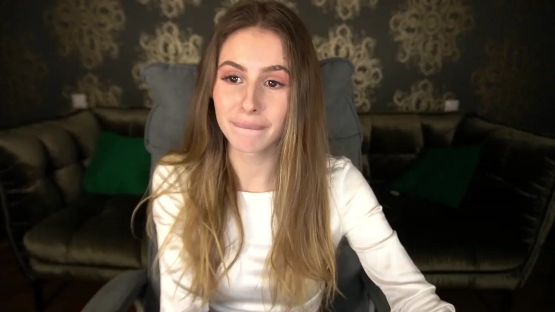 Gallery image thumbnail from MissGadriela's myfreecams stream on, 01/30/2023, 18:28 image 2 of 20