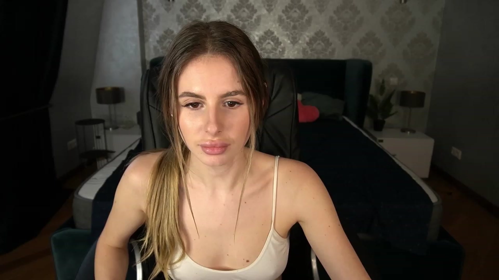Gallery image thumbnail from MissGadriela's myfreecams stream on, 01/31/2023, 13:06 image 1 of 20