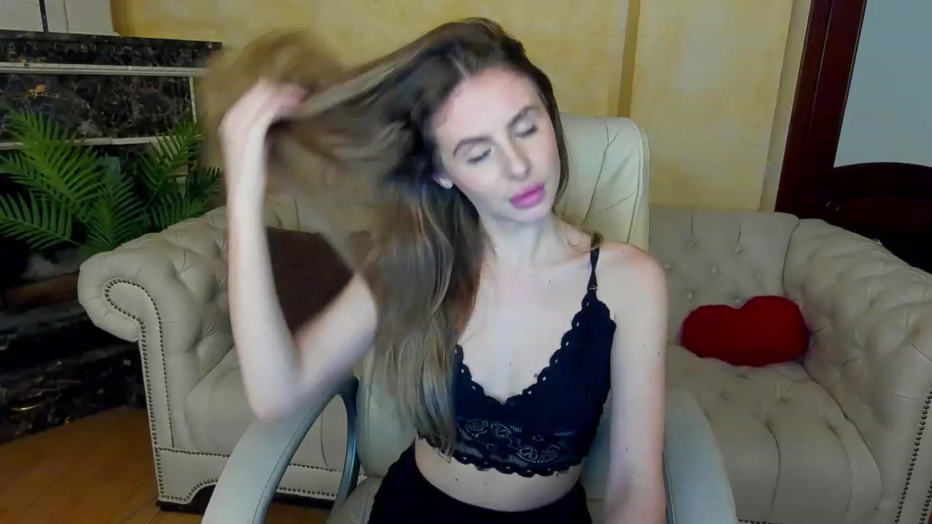 Gallery image thumbnail from MissGadriela's myfreecams stream on, 02/02/2023, 07:06 image 7 of 20