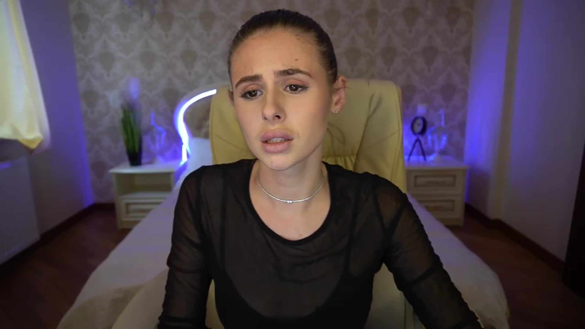 Gallery image thumbnail from MissGadriela's myfreecams stream on, 02/20/2023, 14:21 image 12 of 20