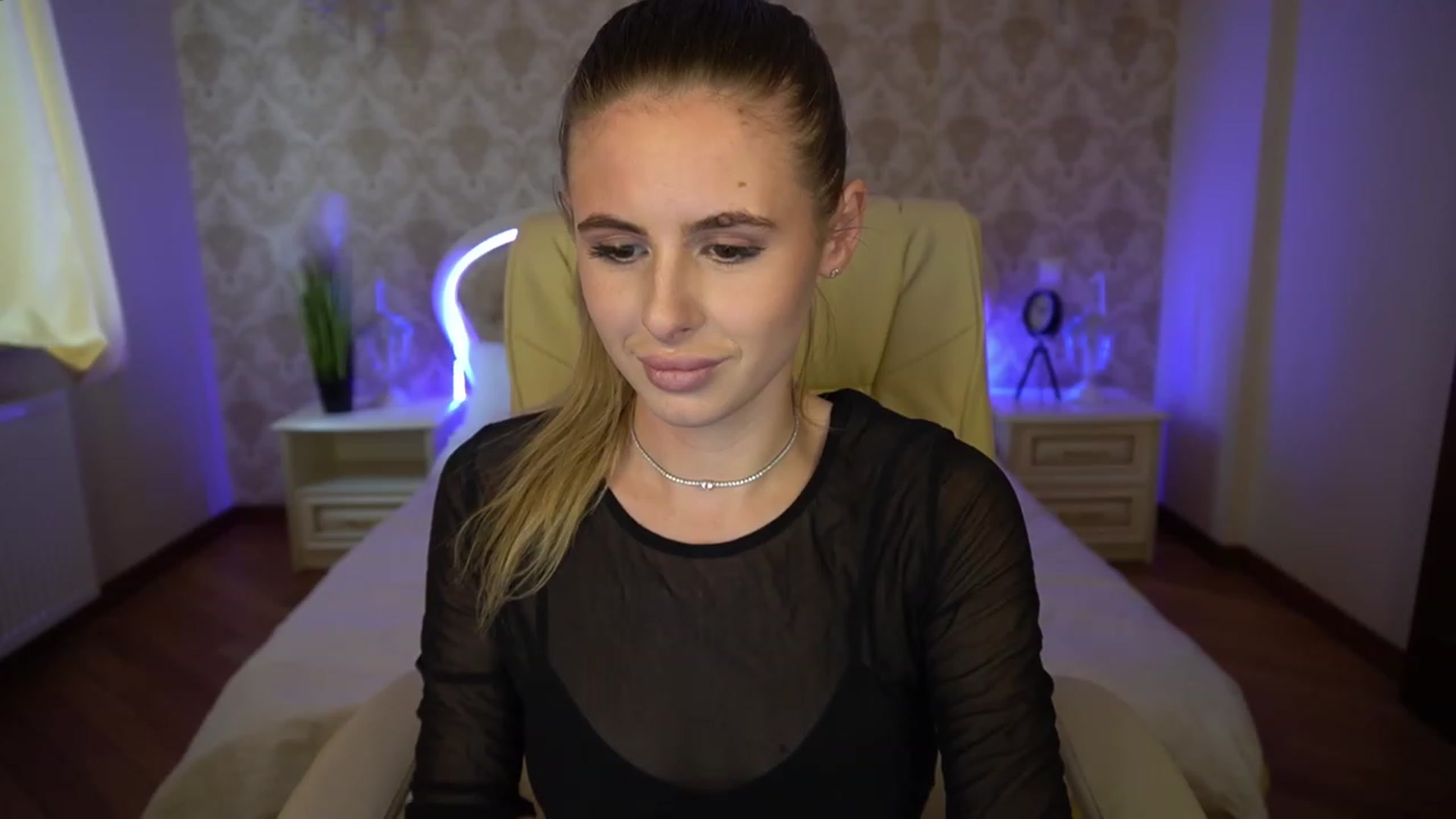 Gallery image thumbnail from MissGadriela's myfreecams stream on, 02/20/2023, 14:21 image 15 of 20