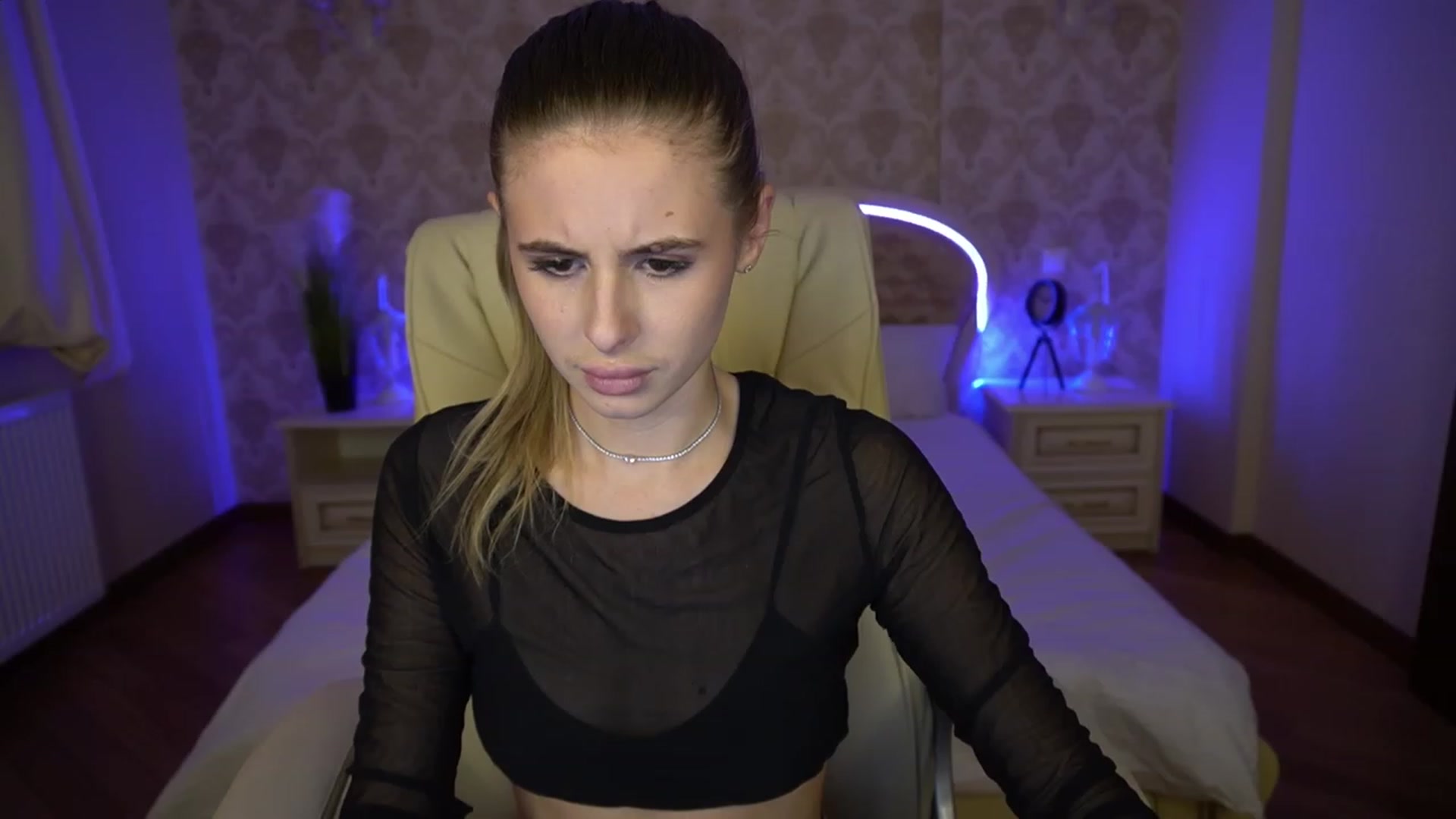 Gallery image thumbnail from MissGadriela's myfreecams stream on, 02/20/2023, 17:32 image 17 of 20