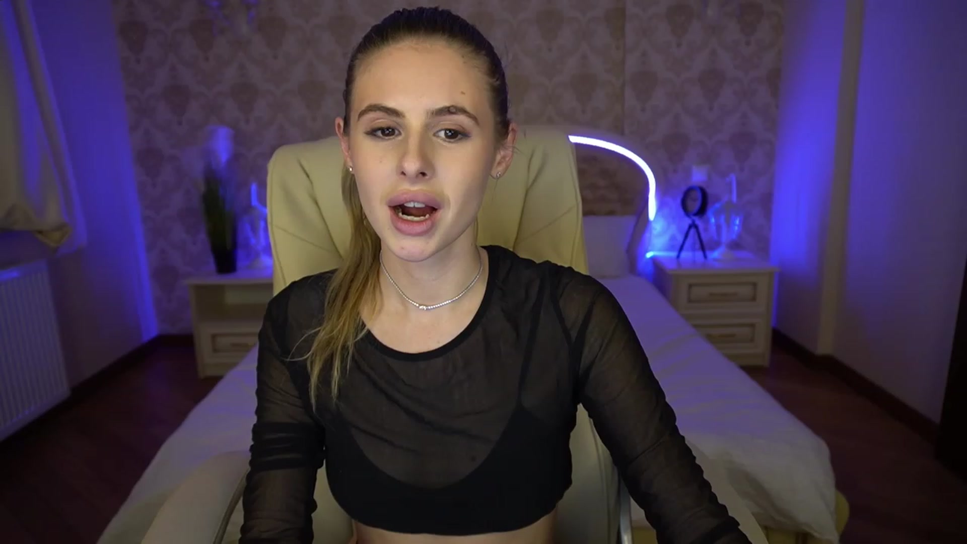 Gallery image thumbnail from MissGadriela's myfreecams stream on, 02/20/2023, 17:32 image 19 of 20