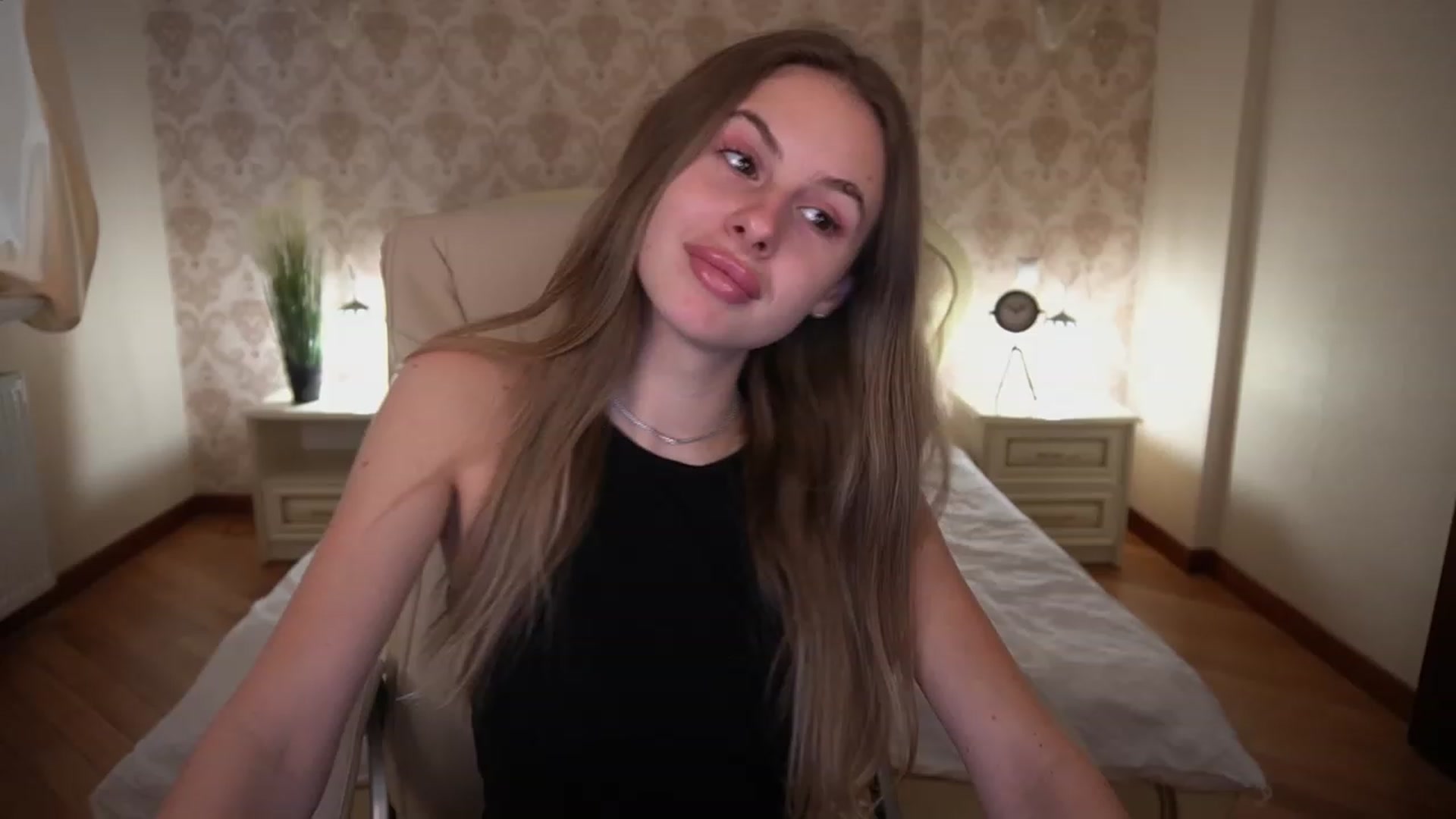 Gallery image thumbnail from MissGadriela's myfreecams stream on, 02/27/2023, 07:08 image 3 of 20