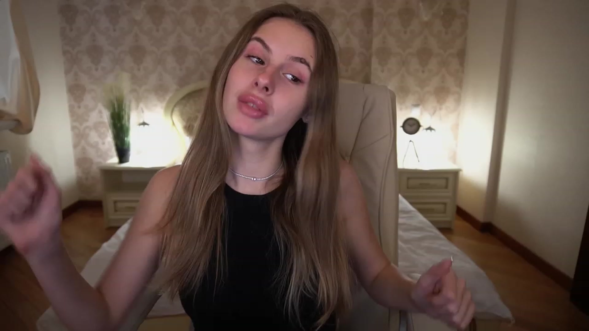 Gallery image thumbnail from MissGadriela's myfreecams stream on, 02/27/2023, 07:08 image 8 of 20