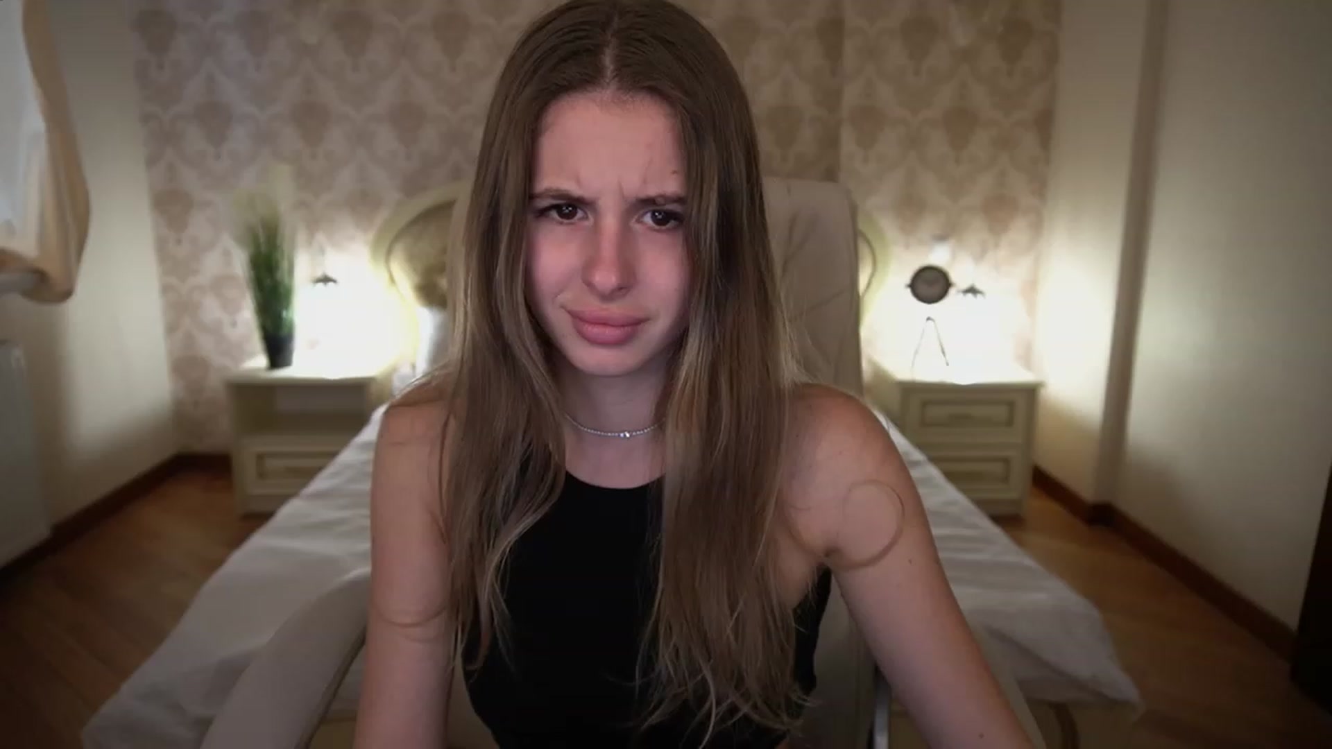 Gallery image thumbnail from MissGadriela's myfreecams stream on, 02/27/2023, 08:39 image 12 of 20