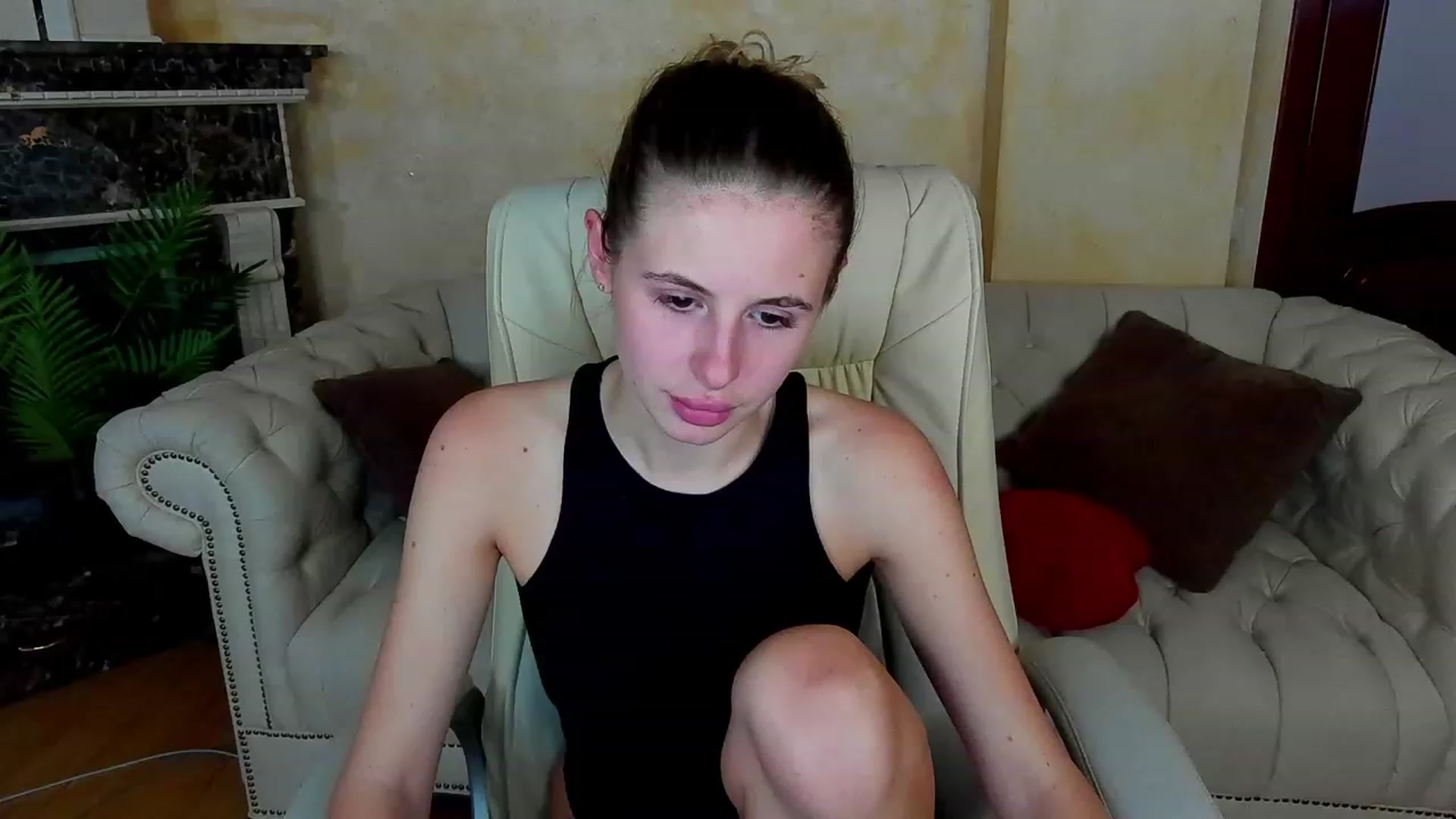 Gallery image thumbnail from MissGadriela's myfreecams stream on, 03/05/2023, 09:29 image 15 of 20
