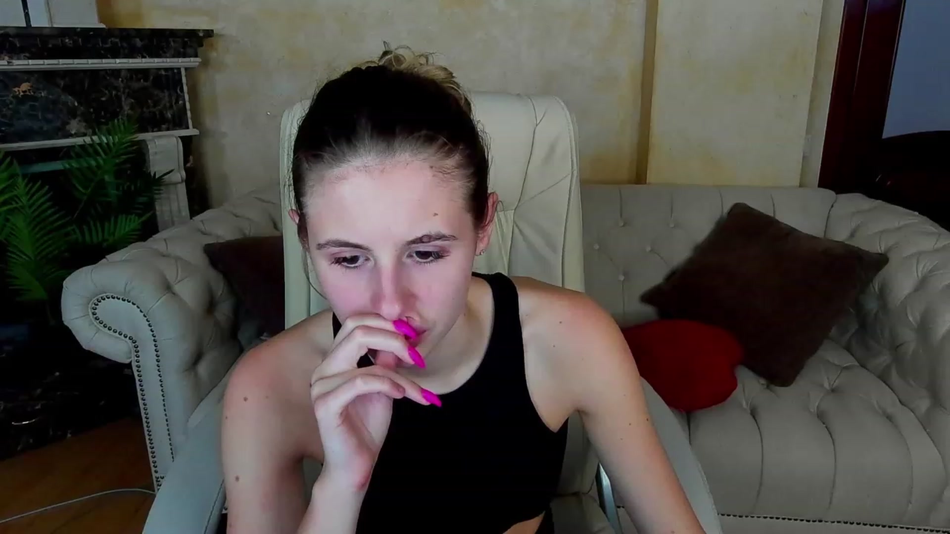 Gallery image thumbnail from MissGadriela's myfreecams stream on, 03/05/2023, 10:24 image 4 of 20