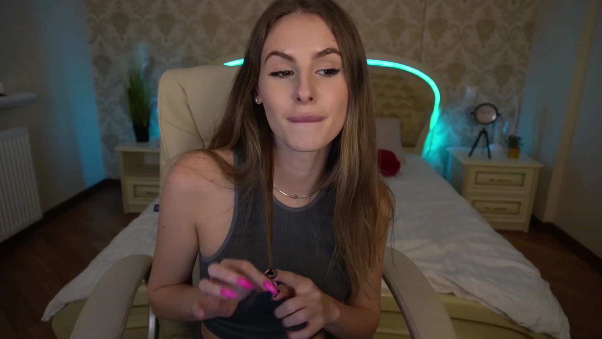Gallery image thumbnail from MissGadriela's myfreecams stream on, 03/16/2023, 15:42 image 12 of 20
