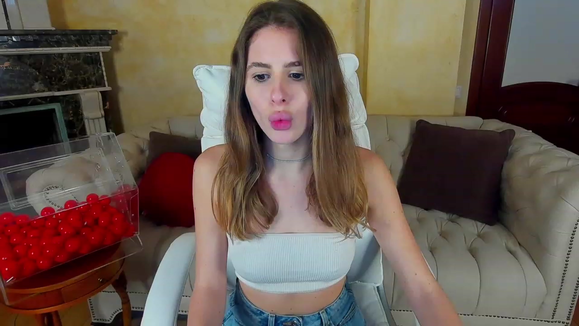Gallery image thumbnail from MissGadriela's myfreecams stream on, 03/31/2023, 09:23 image 3 of 20
