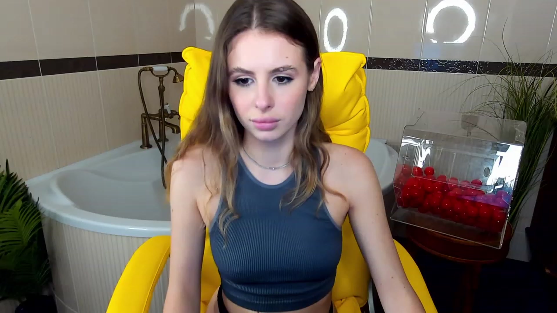 Gallery image thumbnail from MissGadriela's myfreecams stream on, 04/11/2023, 10:29 image 19 of 20