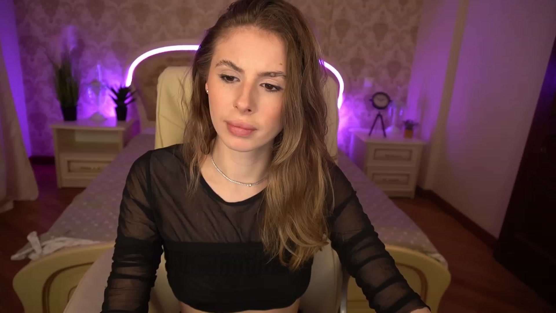 Gallery image thumbnail from MissGadriela's myfreecams stream on, 04/18/2023, 07:25 image 2 of 20