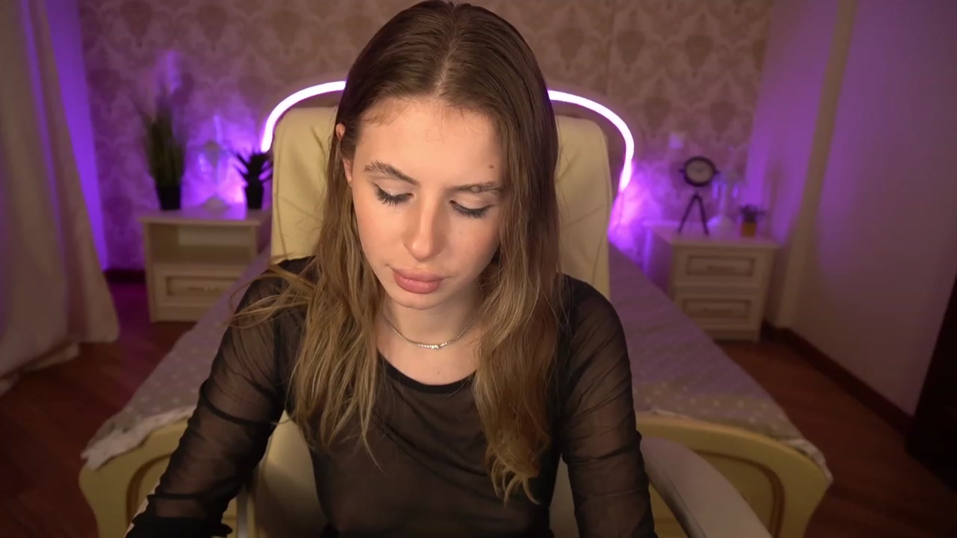 Gallery image thumbnail from MissGadriela's myfreecams stream on, 04/18/2023, 11:52 image 4 of 20