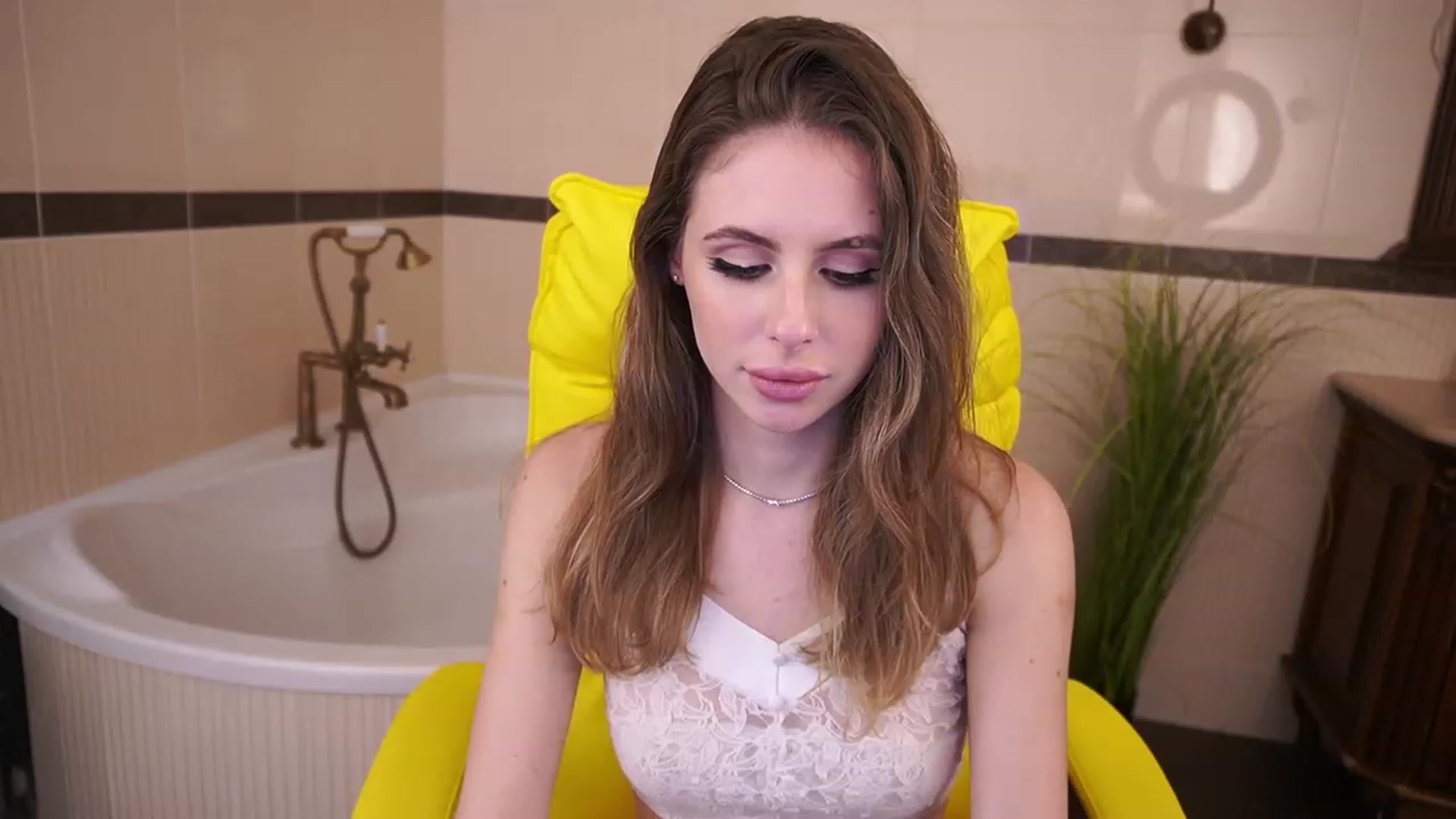 Gallery image thumbnail from MissGadriela's myfreecams stream on, 04/26/2023, 14:49 image 20 of 20