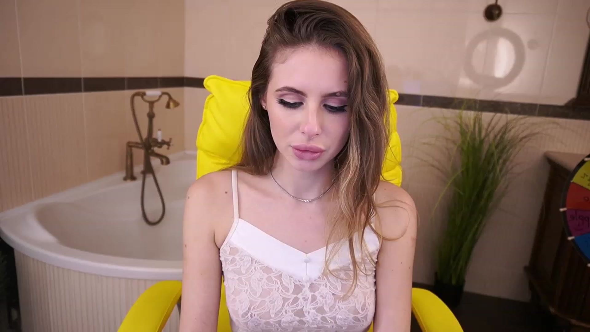 Gallery image thumbnail from MissGadriela's myfreecams stream on, 04/26/2023, 16:41 image 2 of 20