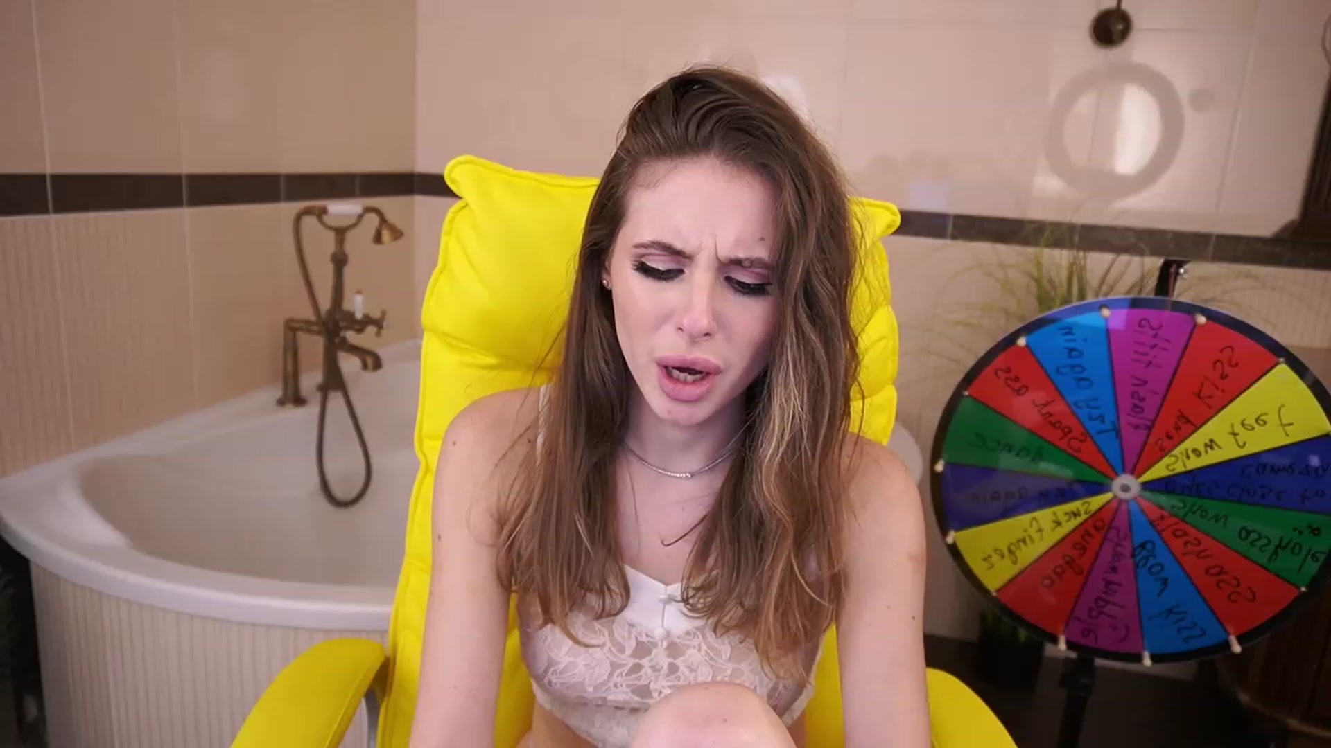Gallery image thumbnail from MissGadriela's myfreecams stream on, 04/26/2023, 16:41 image 17 of 20