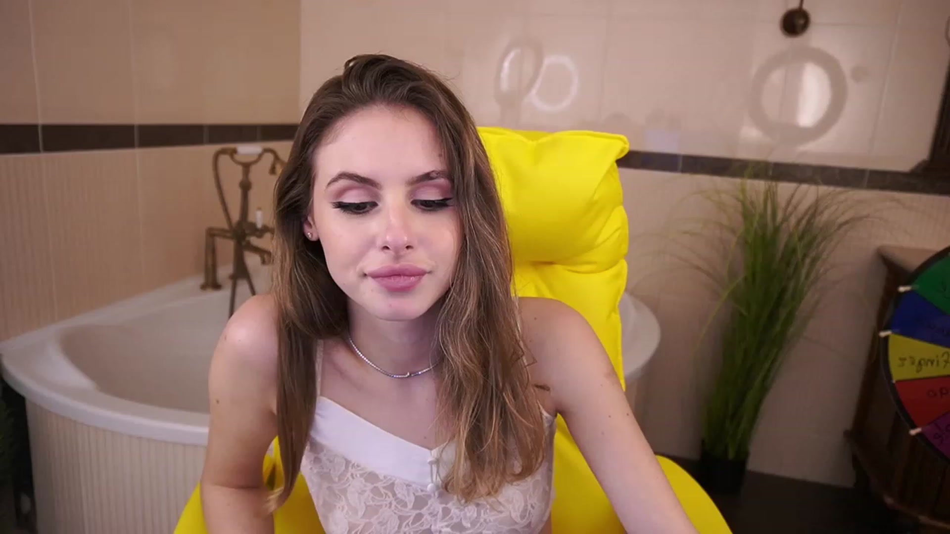Gallery image thumbnail from MissGadriela's myfreecams stream on, 04/26/2023, 17:57 image 2 of 20