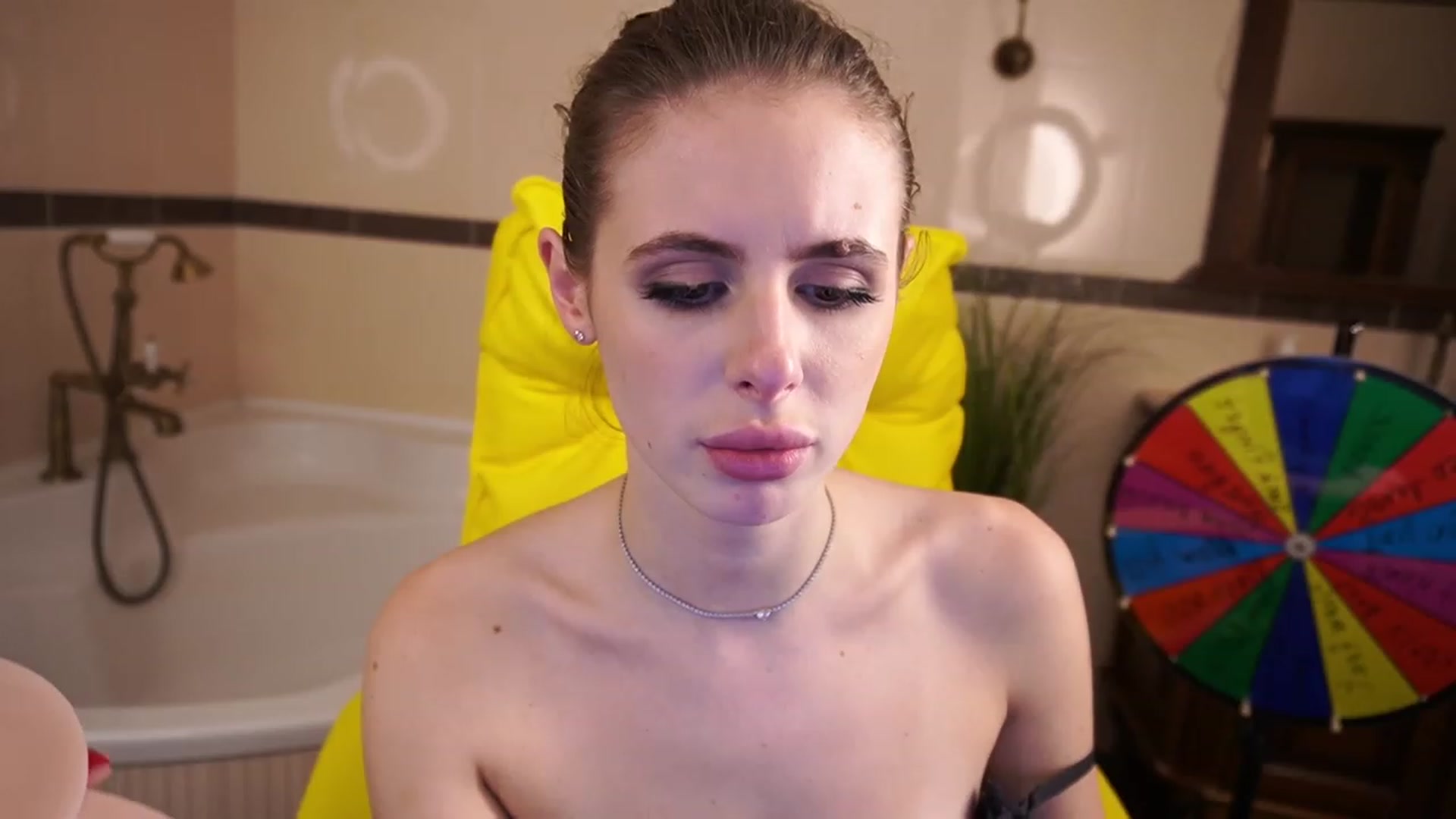 Gallery image thumbnail from MissGadriela's myfreecams stream on, 04/27/2023, 18:57 image 14 of 20