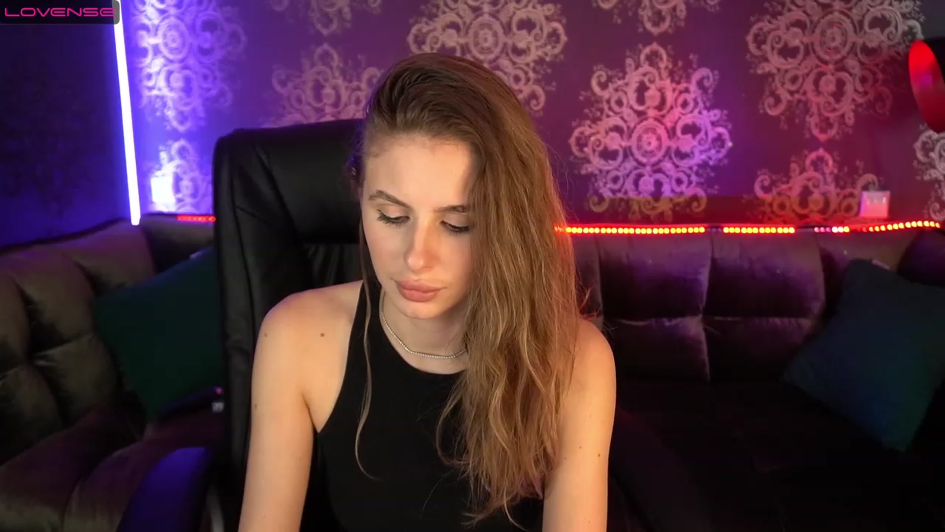 Gallery image thumbnail from MissGadriela's myfreecams stream on, 05/03/2023, 11:57 image 16 of 20