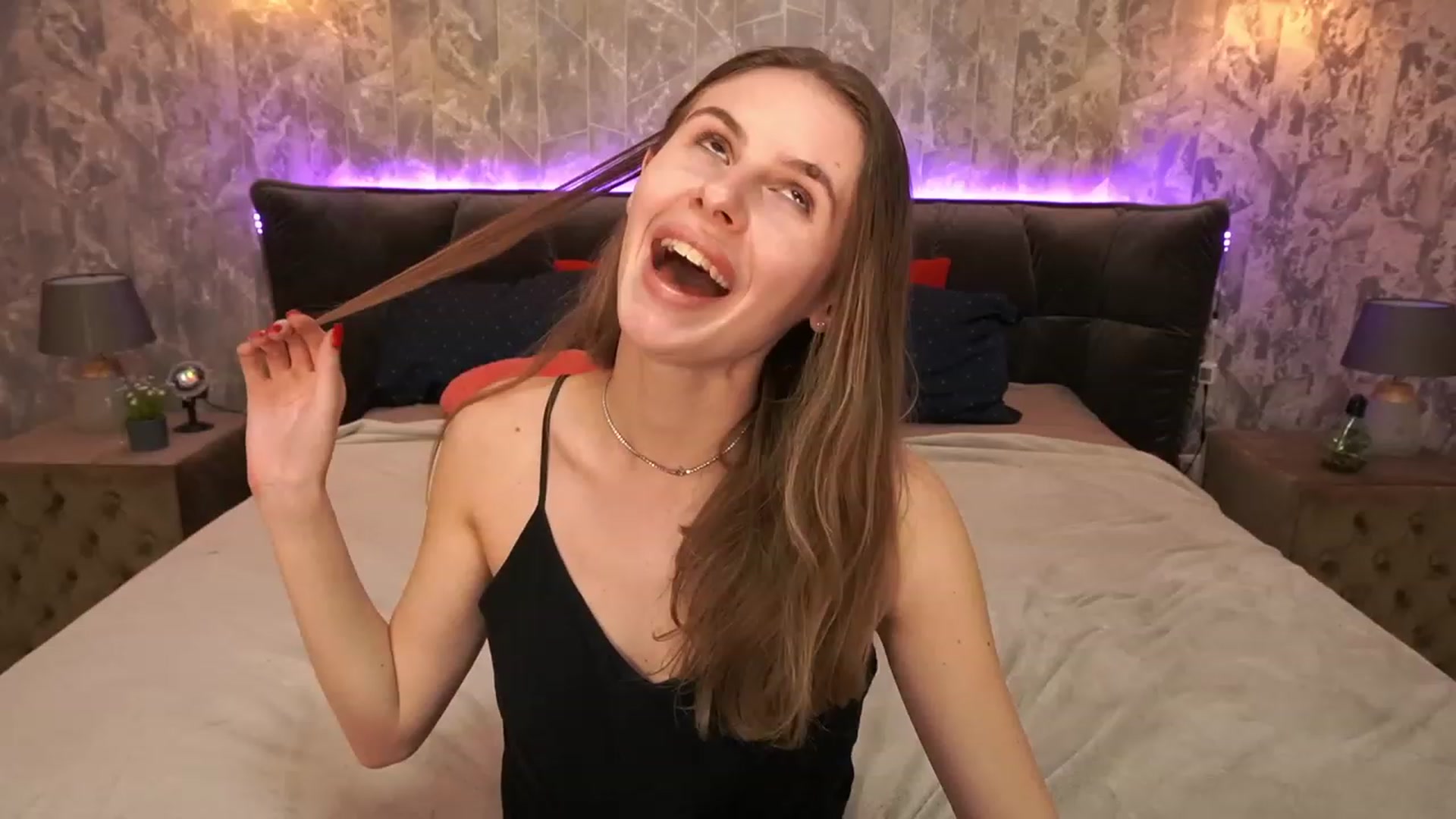 Gallery image thumbnail from MissGadriela's myfreecams stream on, 05/04/2023, 15:55 image 12 of 20