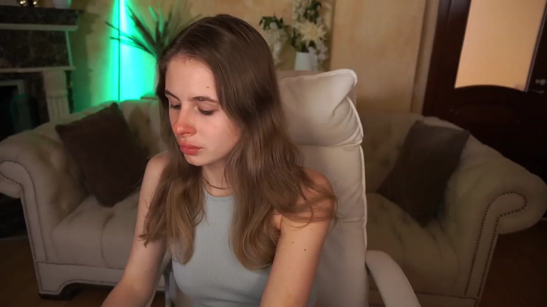 Gallery image thumbnail from MissGadriela's myfreecams stream on, 05/13/2023, 09:43 image 8 of 20