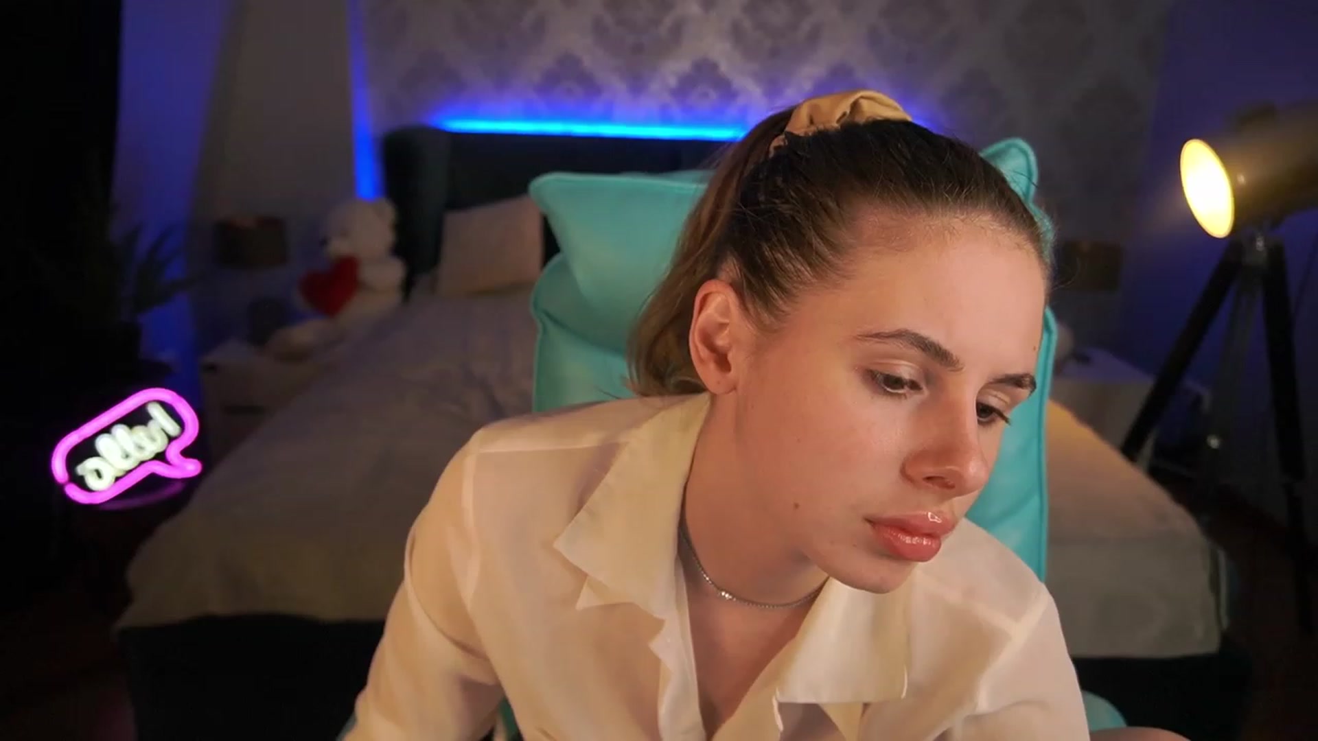 Gallery image thumbnail from MissGadriela's myfreecams stream on, 05/30/2023, 15:42 image 9 of 20