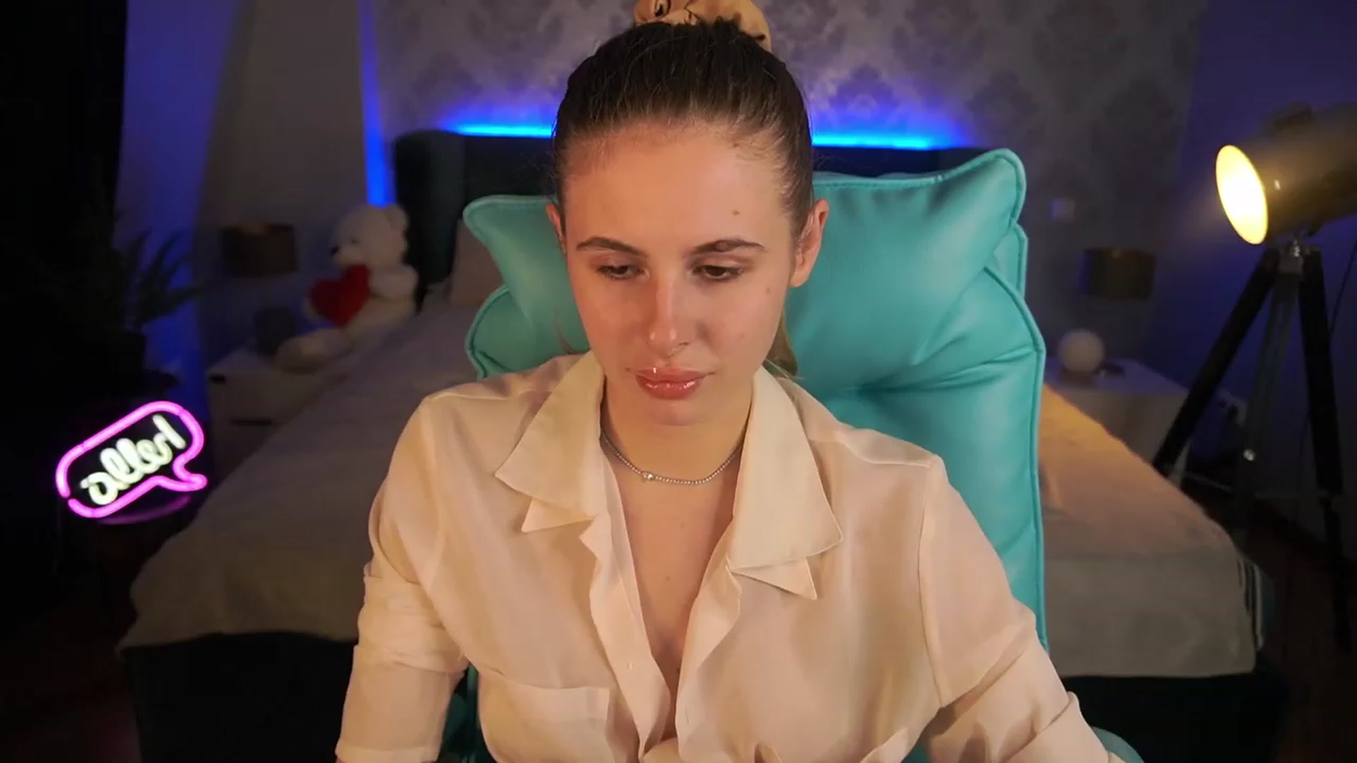 Gallery image thumbnail from MissGadriela's myfreecams stream on, 05/30/2023, 15:42 image 13 of 20