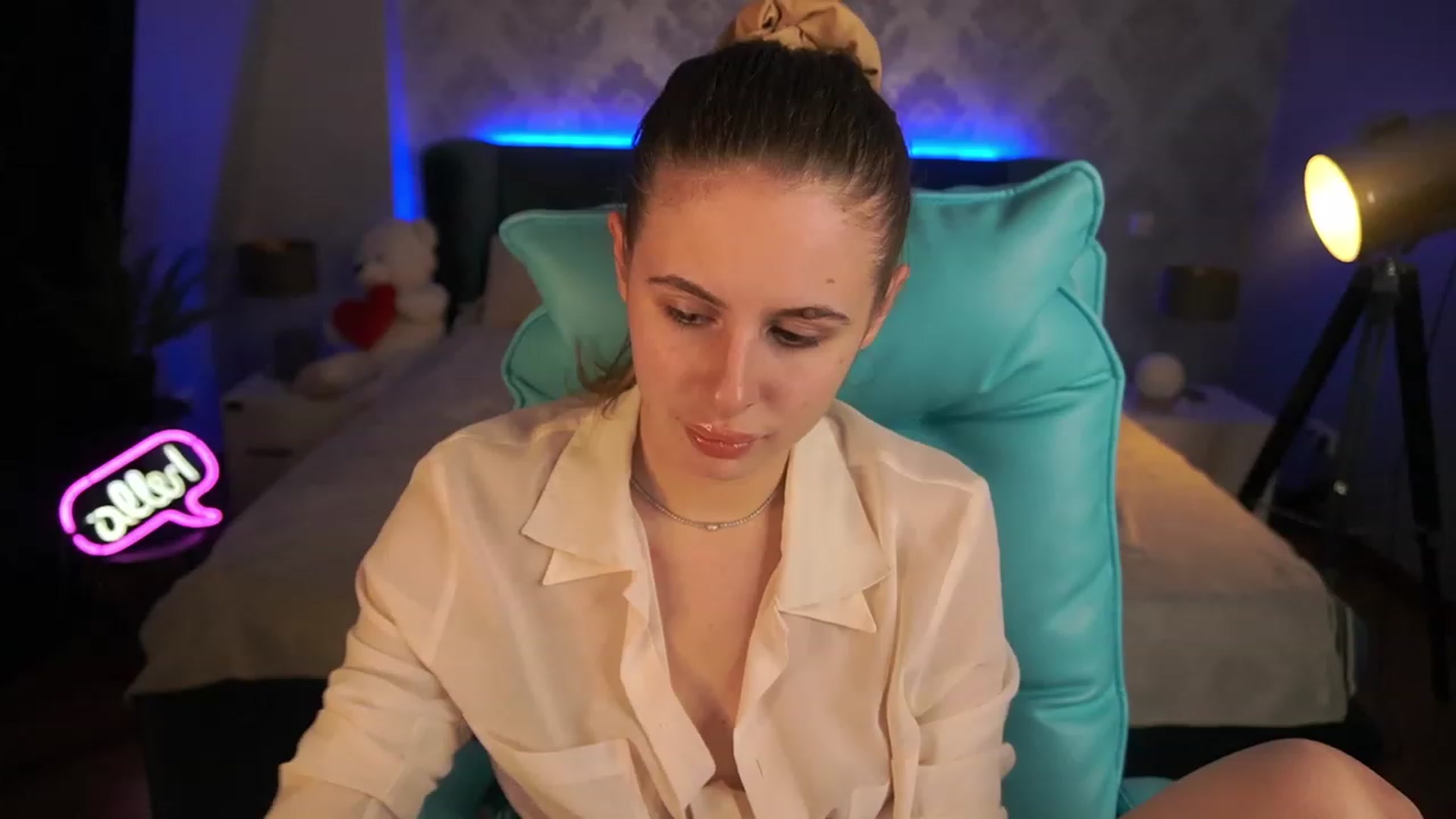 Gallery image thumbnail from MissGadriela's myfreecams stream on, 05/30/2023, 15:42 image 19 of 20