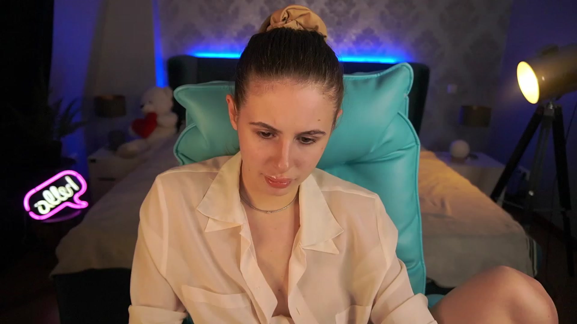 Gallery image thumbnail from MissGadriela's myfreecams stream on, 05/30/2023, 16:33 image 3 of 20