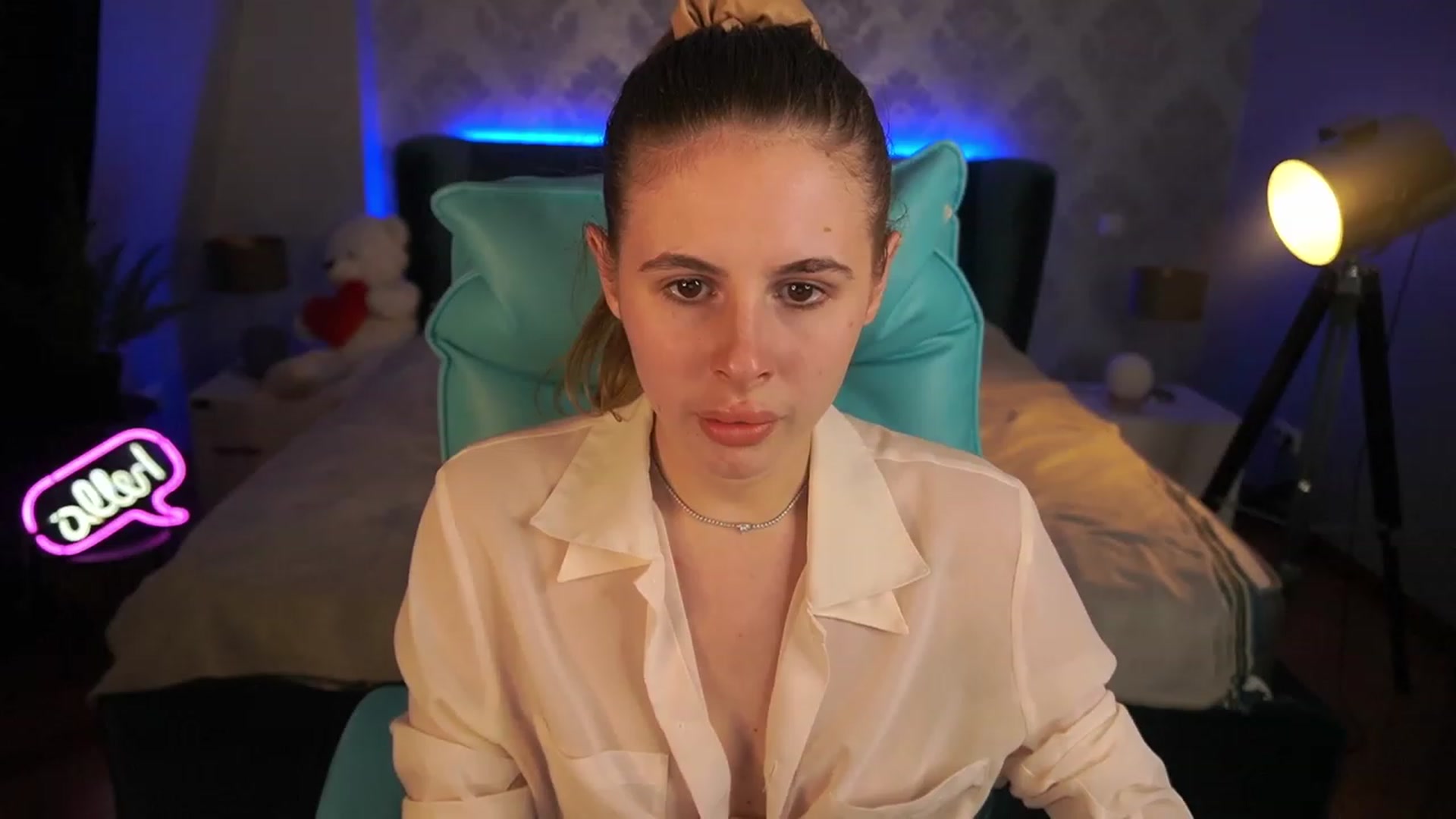 Gallery image thumbnail from MissGadriela's myfreecams stream on, 05/30/2023, 18:15 image 6 of 20