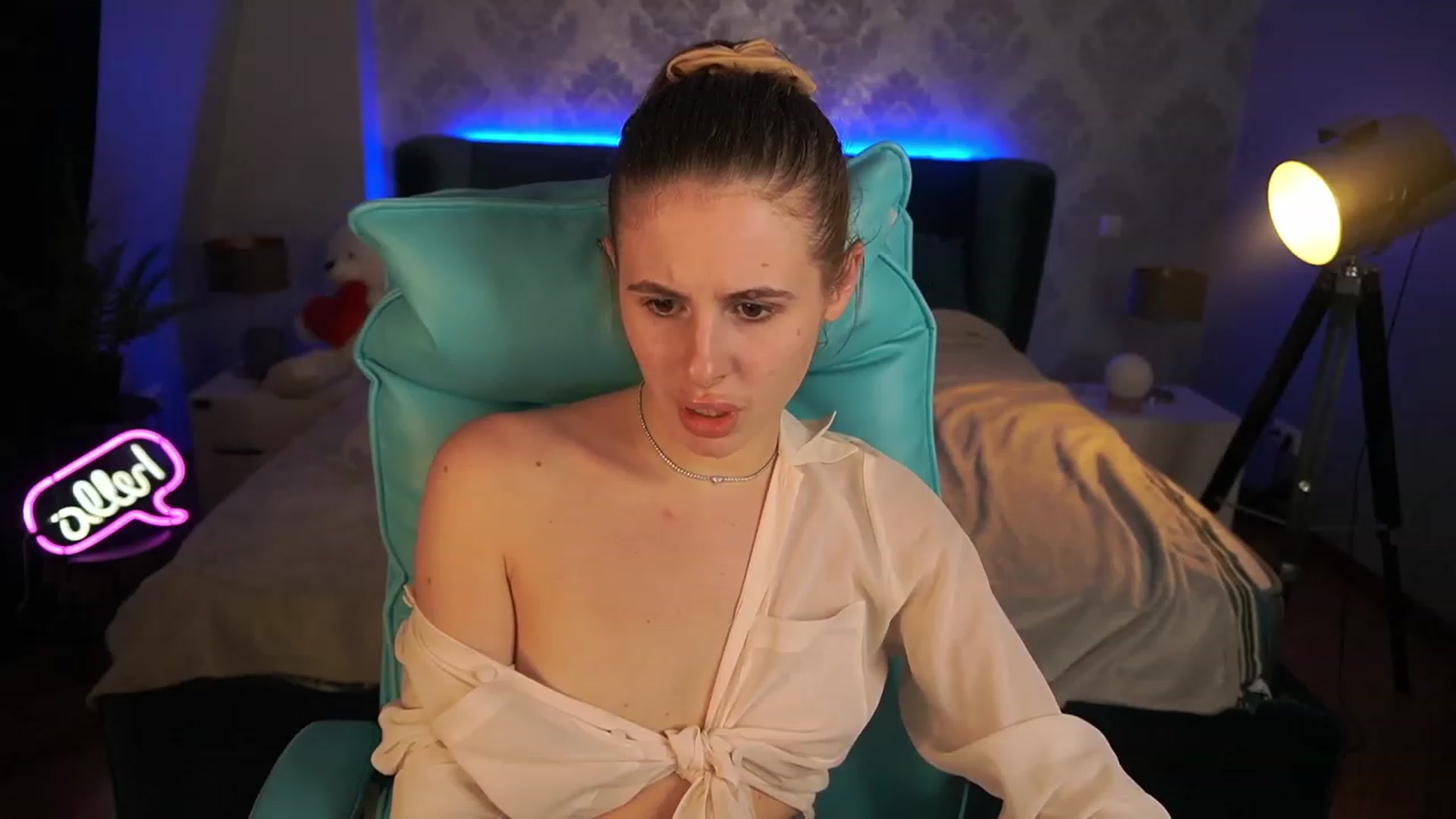 Gallery image thumbnail from MissGadriela's myfreecams stream on, 05/30/2023, 18:15 image 14 of 20