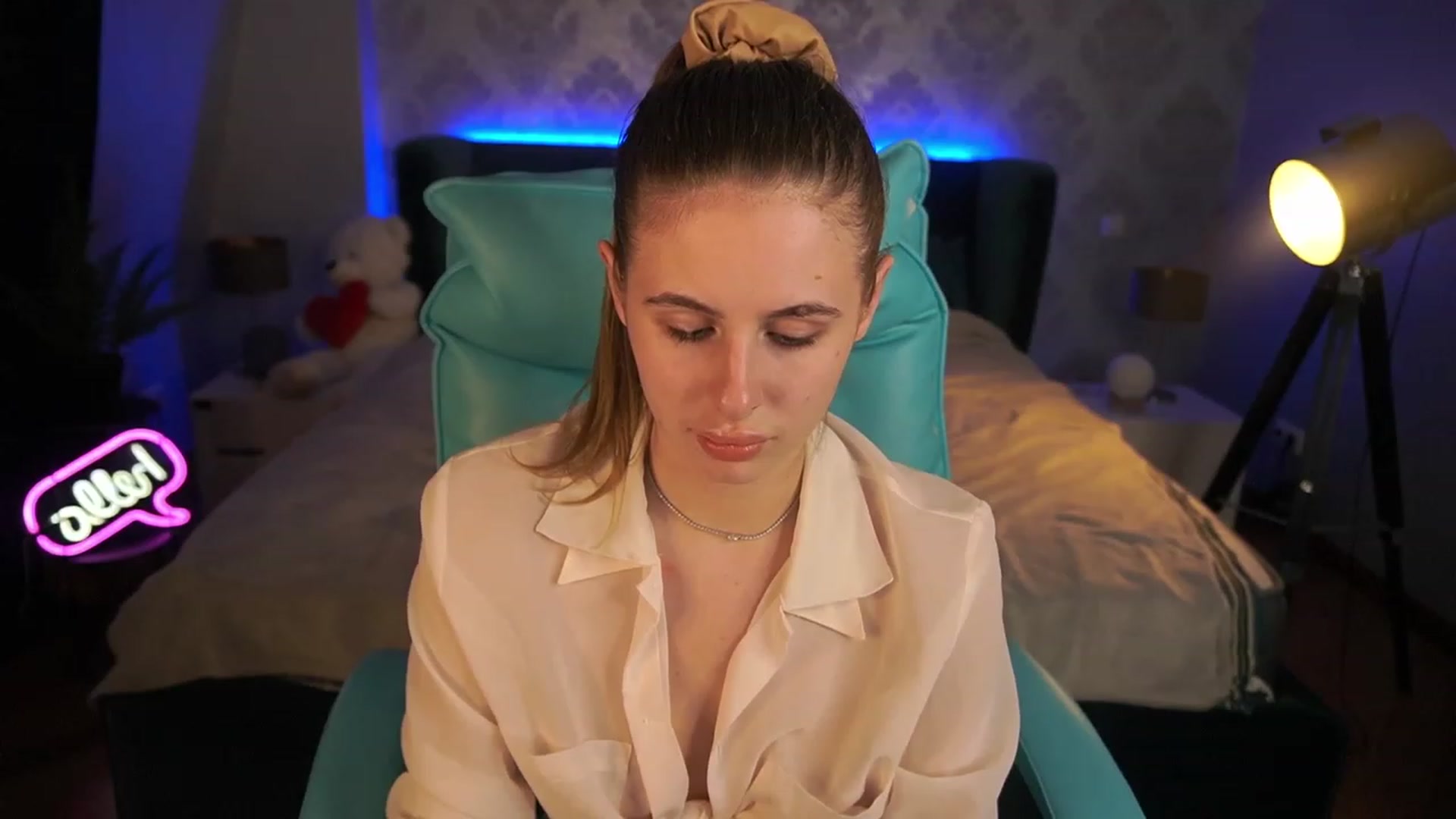 Gallery image thumbnail from MissGadriela's myfreecams stream on, 05/30/2023, 18:15 image 2 of 20