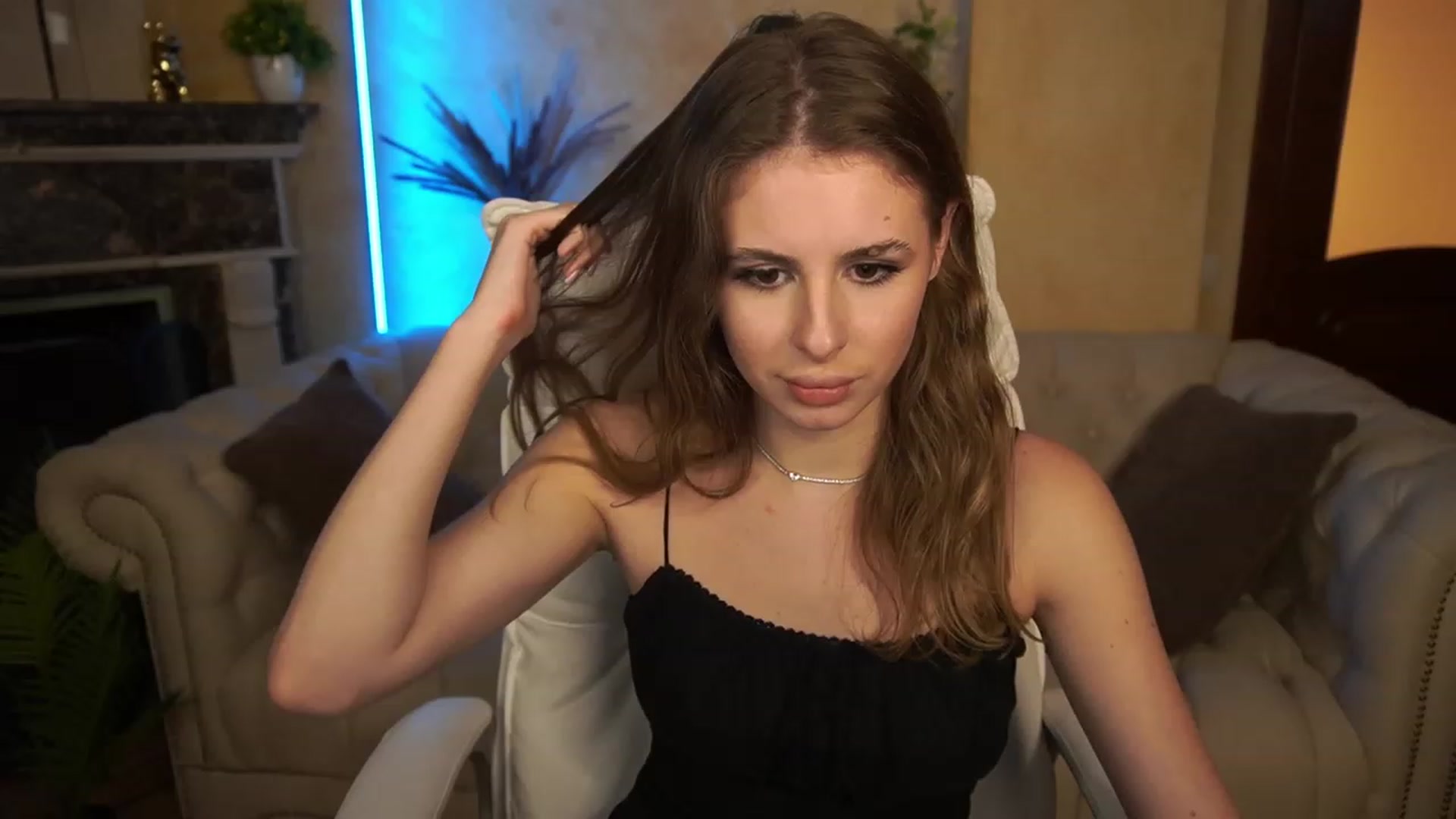 Gallery image thumbnail from MissGadriela's myfreecams stream on, 05/31/2023, 17:13 image 20 of 20