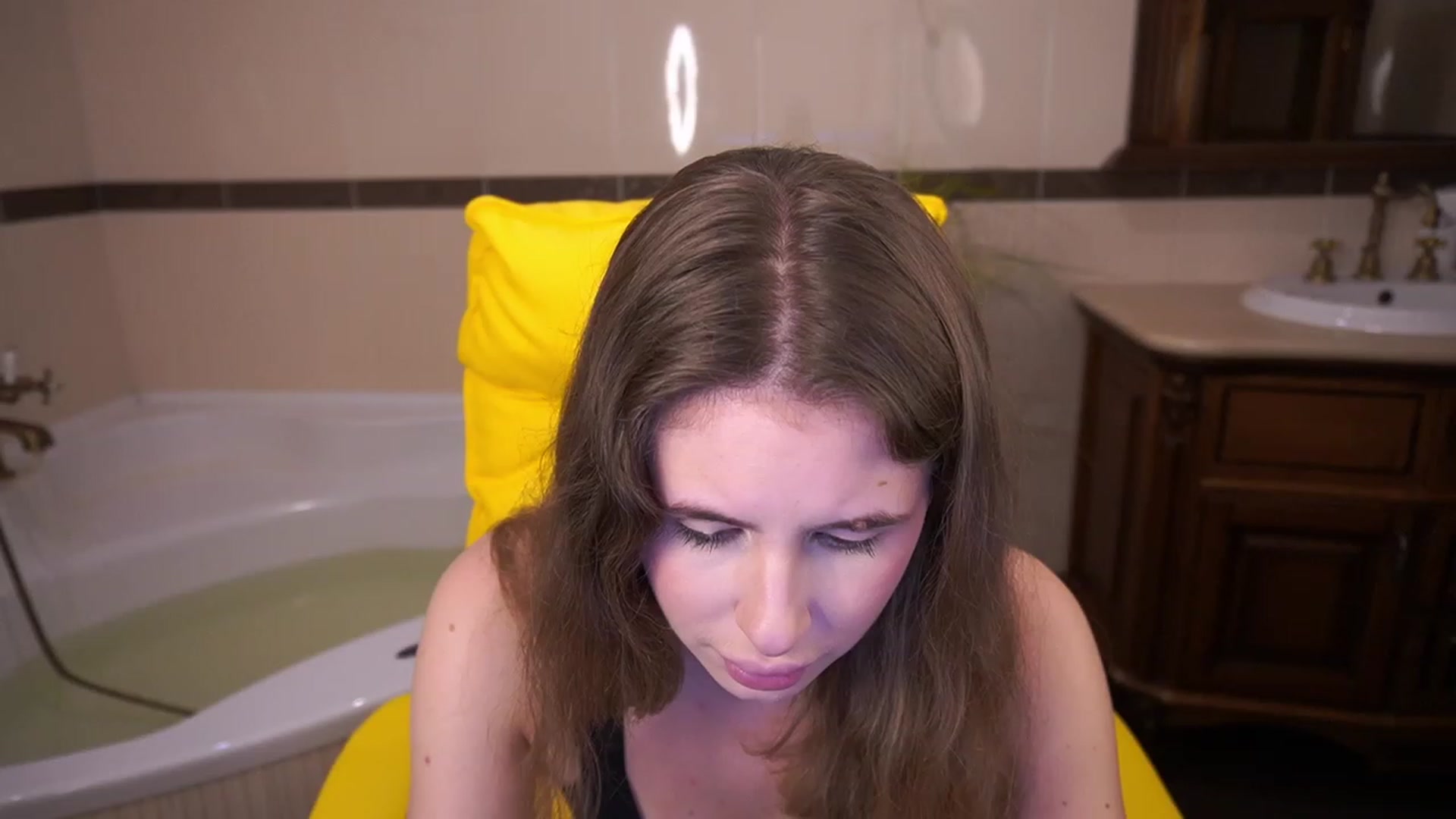 Gallery image thumbnail from MissGadriela's myfreecams stream on, 06/06/2023, 14:49 image 15 of 20