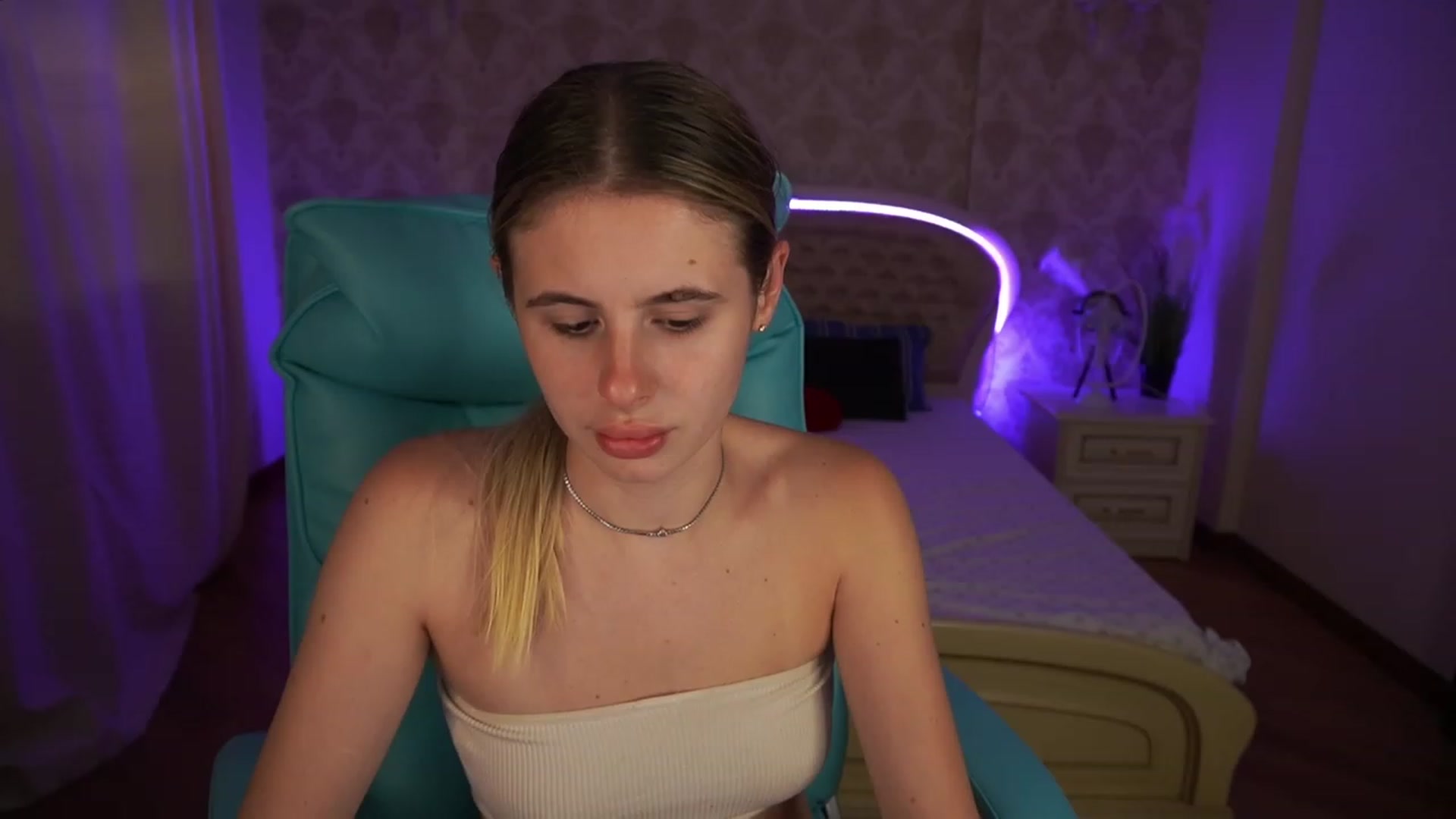 Gallery image thumbnail from MissGadriela's myfreecams stream on, 07/10/2023, 10:54 image 5 of 20