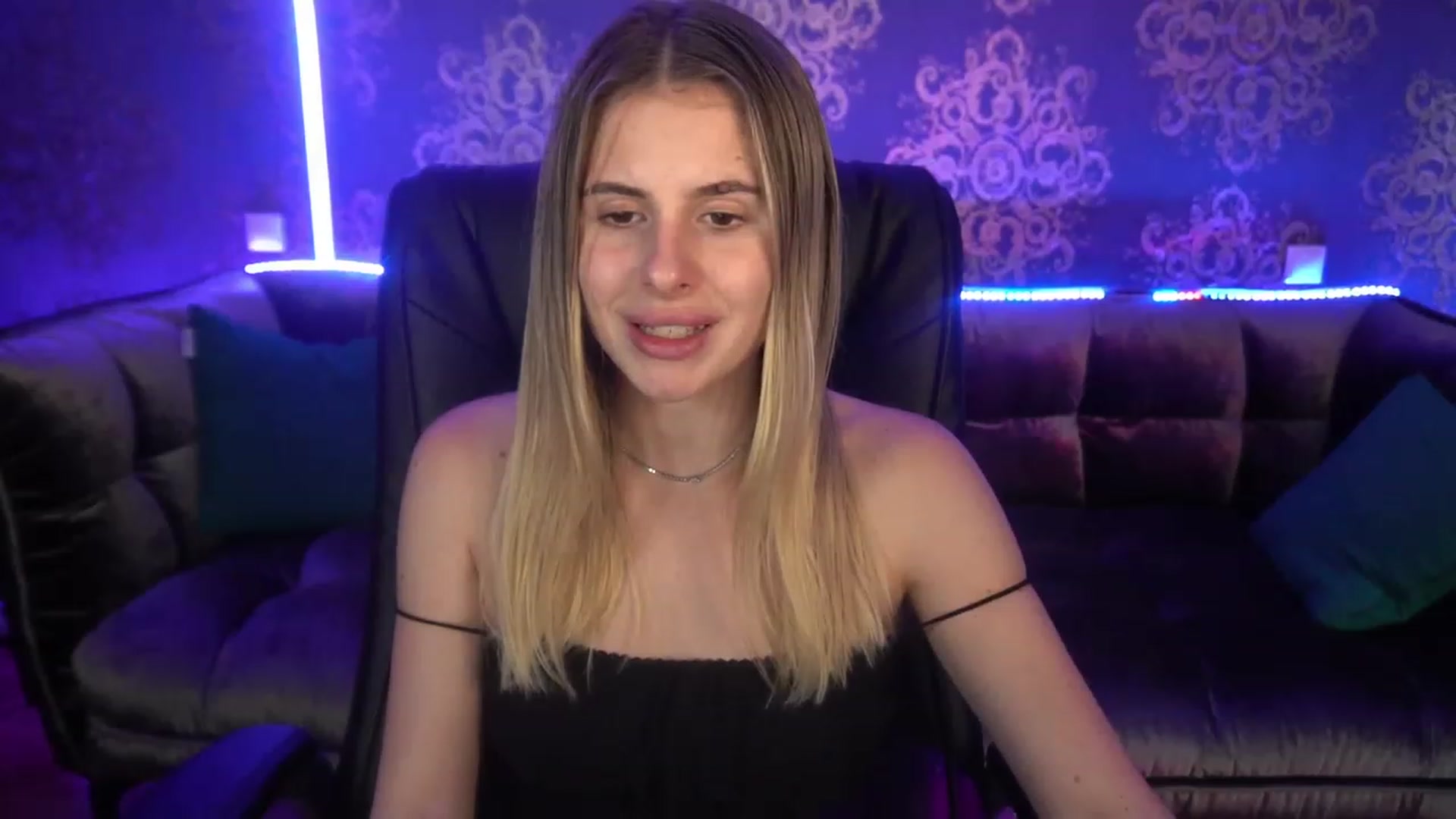 Gallery image thumbnail from MissGadriela's myfreecams stream on, 07/13/2023, 16:02 image 19 of 20