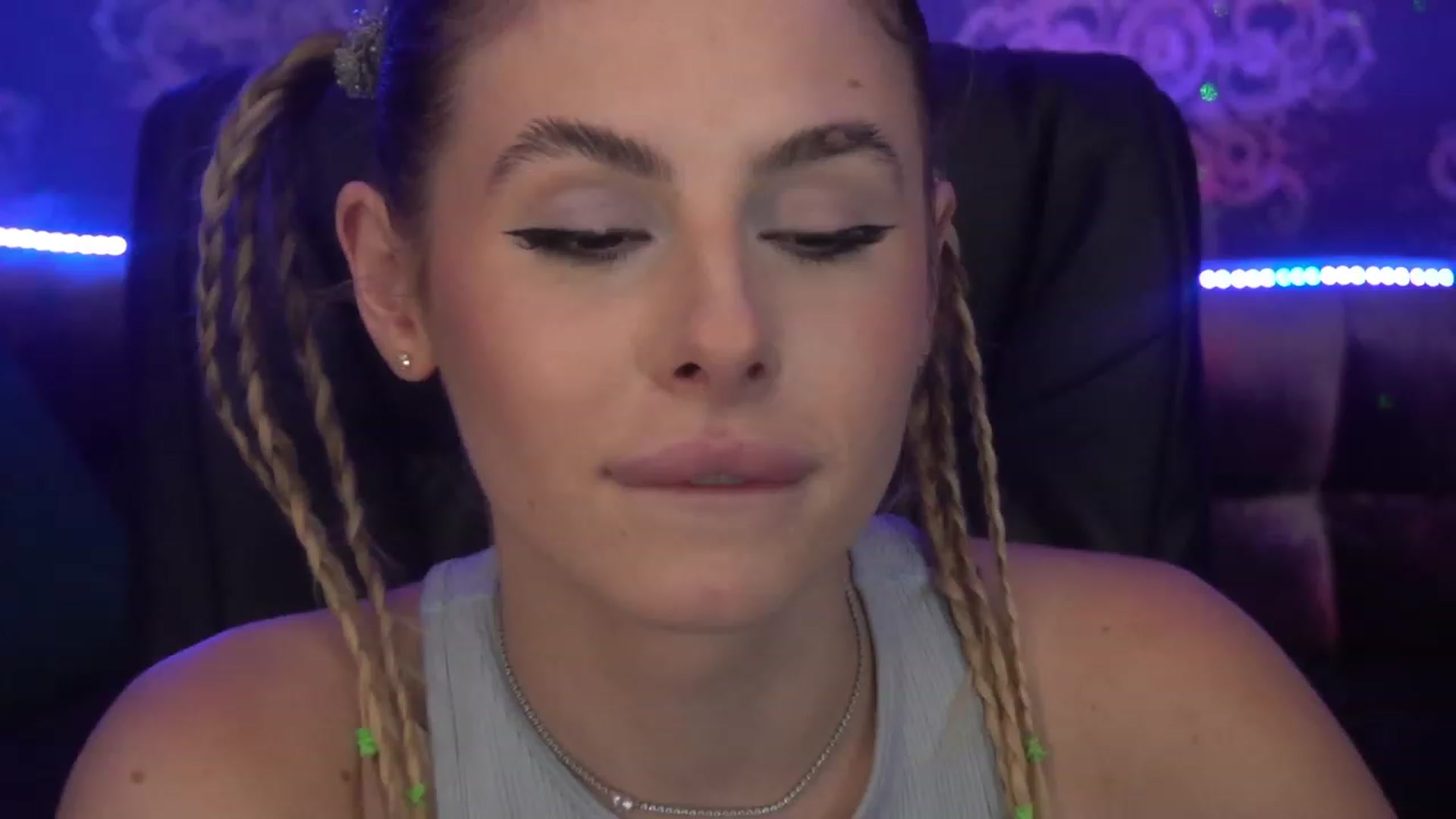 Gallery image thumbnail from MissGadriela's myfreecams stream on, 07/14/2023, 13:26 image 5 of 20