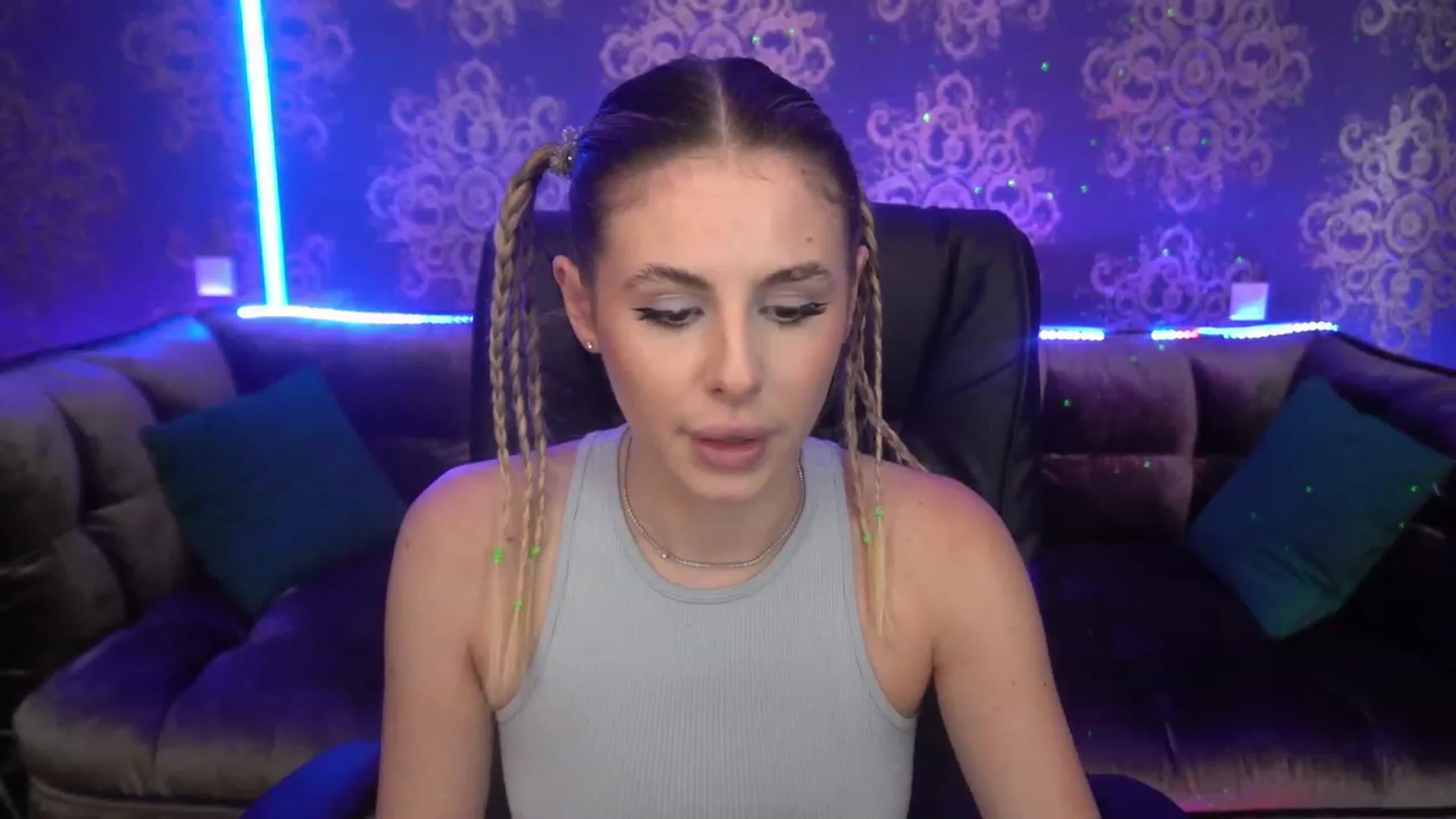 Gallery image thumbnail from MissGadriela's myfreecams stream on, 07/14/2023, 13:26 image 10 of 20