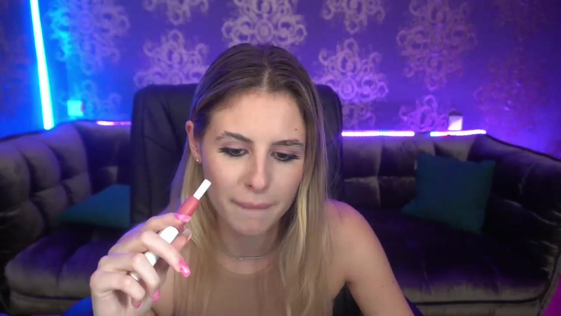 Gallery image thumbnail from MissGadriela's myfreecams stream on, 07/16/2023, 18:29 image 15 of 20