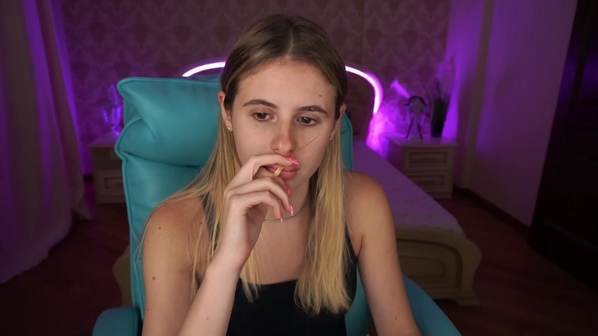 Gallery image thumbnail from MissGadriela's myfreecams stream on, 07/18/2023, 13:55 image 11 of 20