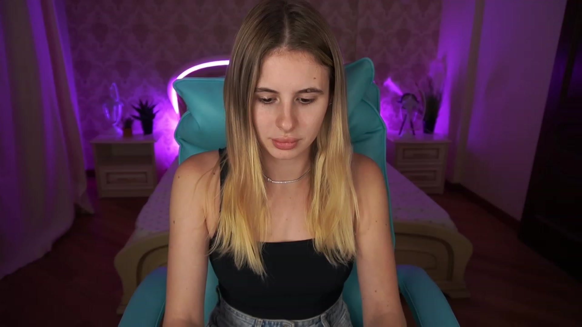 Gallery image thumbnail from MissGadriela's myfreecams stream on, 07/18/2023, 13:55 image 3 of 20
