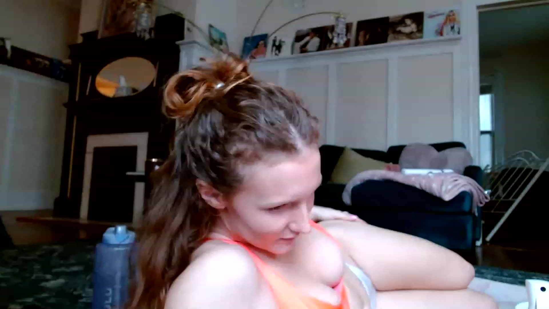 Gallery image thumbnail from MissGingerFox's myfreecams stream on, 12/07/2022, 21:07 image 10 of 20