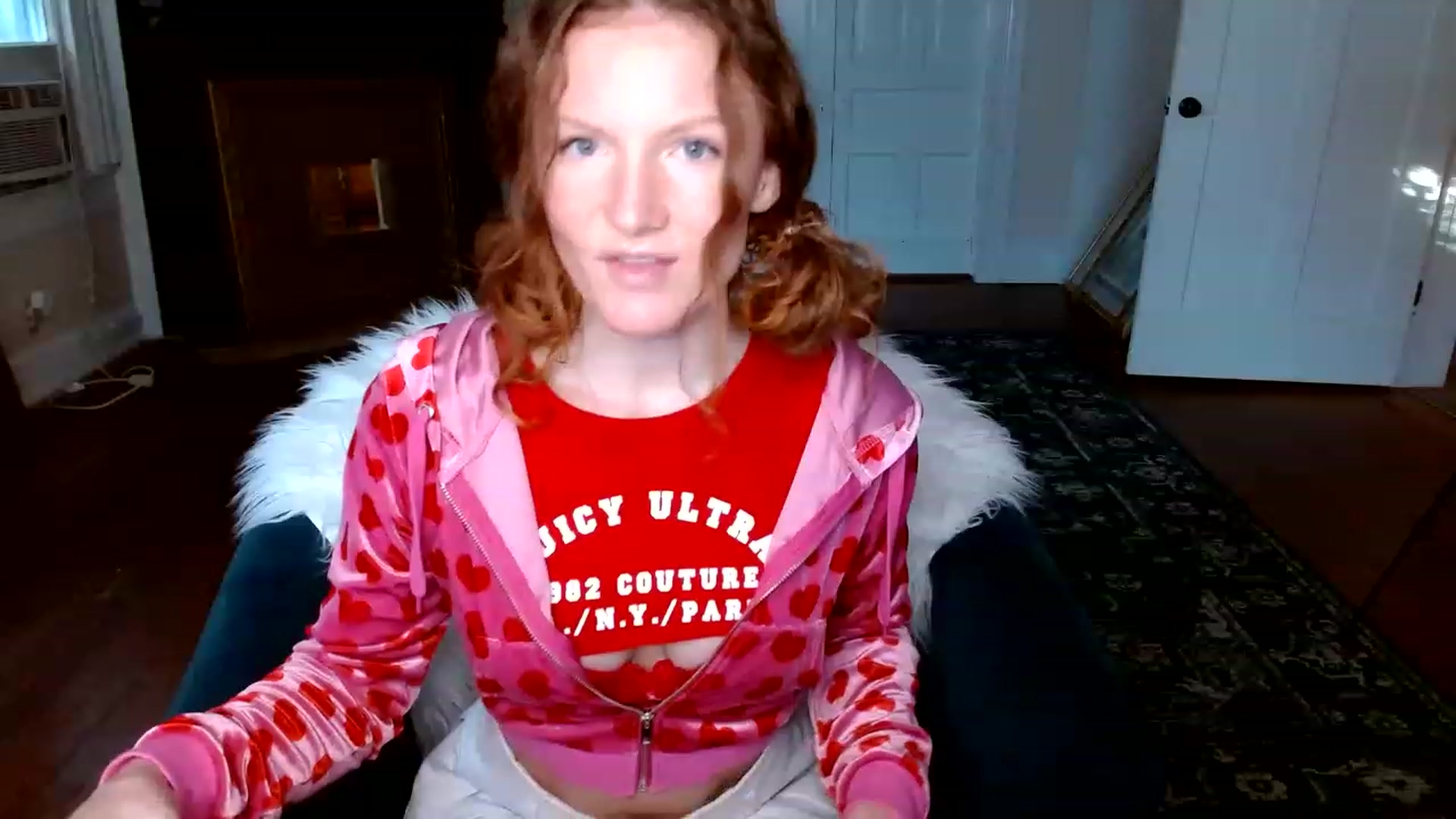 Gallery image thumbnail from MissGingerFox's myfreecams stream on, 01/09/2023, 21:01 image 2 of 20