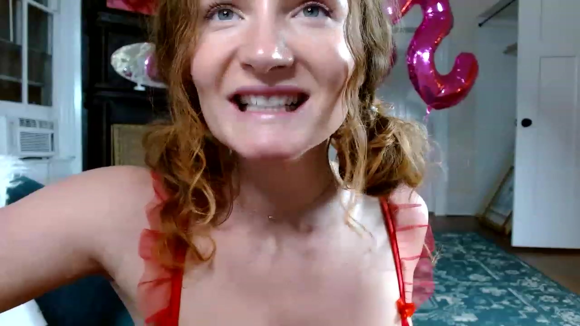 Gallery image thumbnail from MissGingerFox's myfreecams stream on, 01/10/2023, 01:04 image 14 of 20
