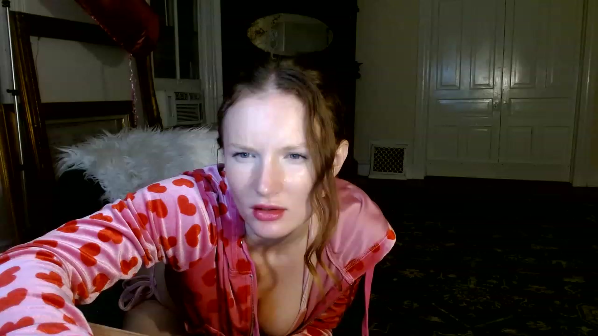 Gallery image thumbnail from MissGingerFox's myfreecams stream on, 01/17/2023, 22:57 image 7 of 20