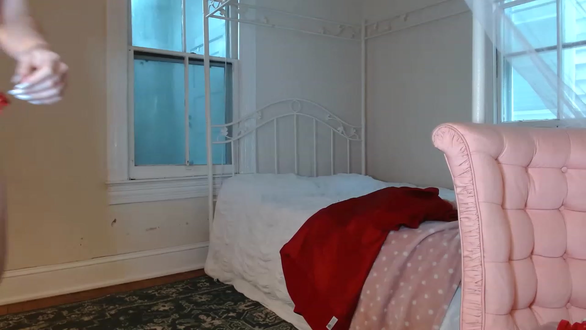 Gallery image thumbnail from MissGingerFox's myfreecams stream on, 05/31/2023, 21:38 image 5 of 20