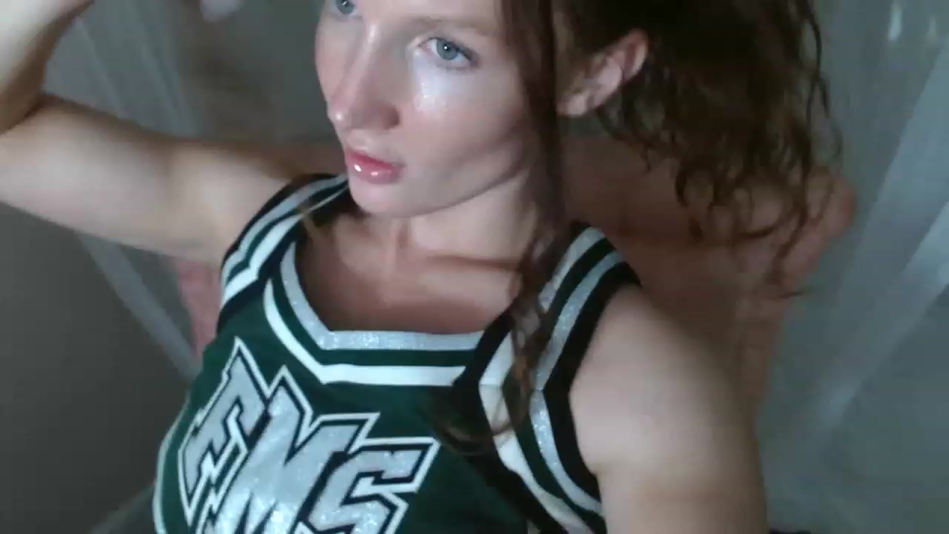 Gallery image thumbnail from MissGingerFox's myfreecams stream on, 06/15/2023, 21:30 image 20 of 20